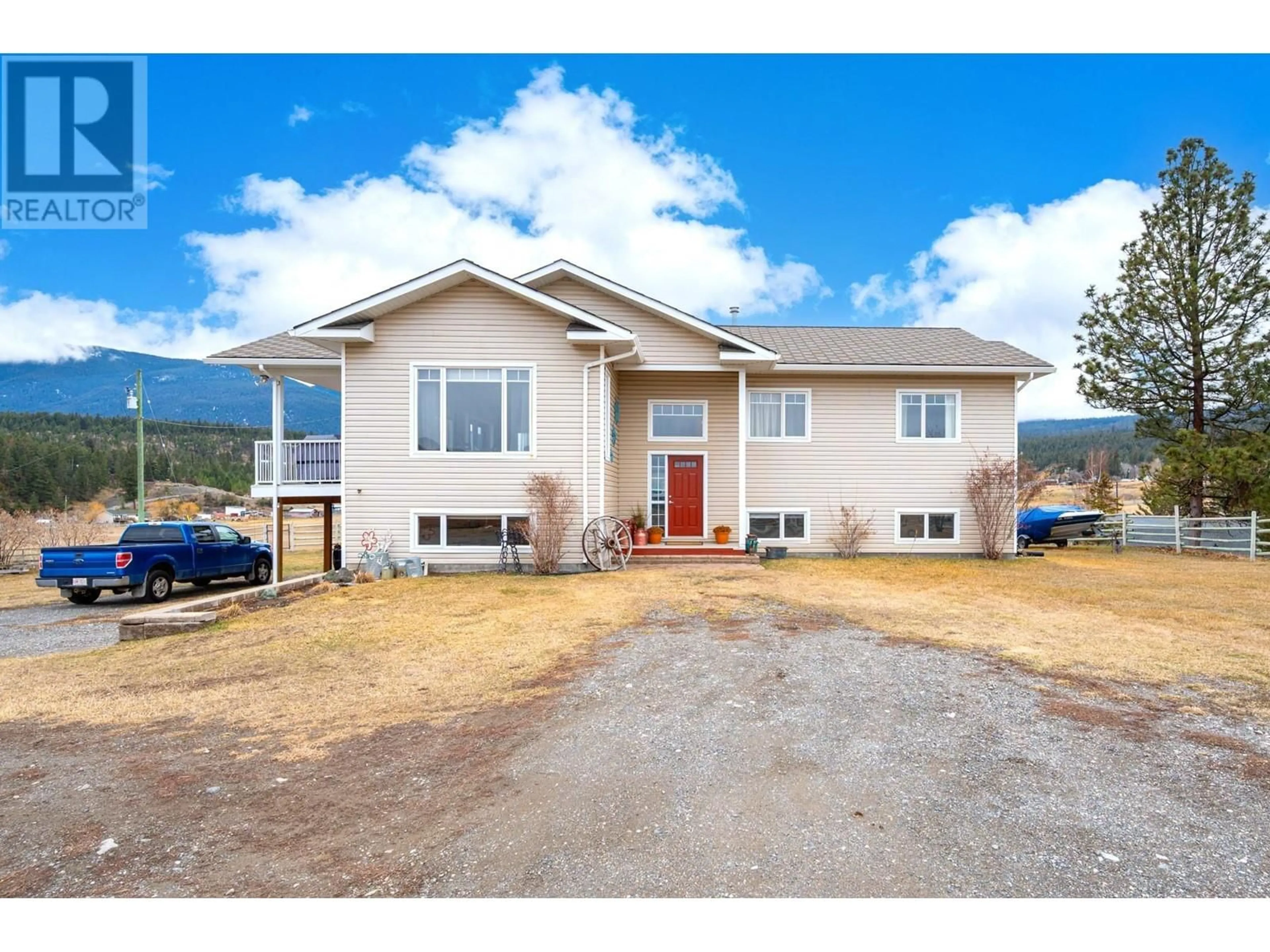 Home with vinyl exterior material, unknown for 7494 WEST SUBDIVISION ROAD, Clinton British Columbia V0K1K0