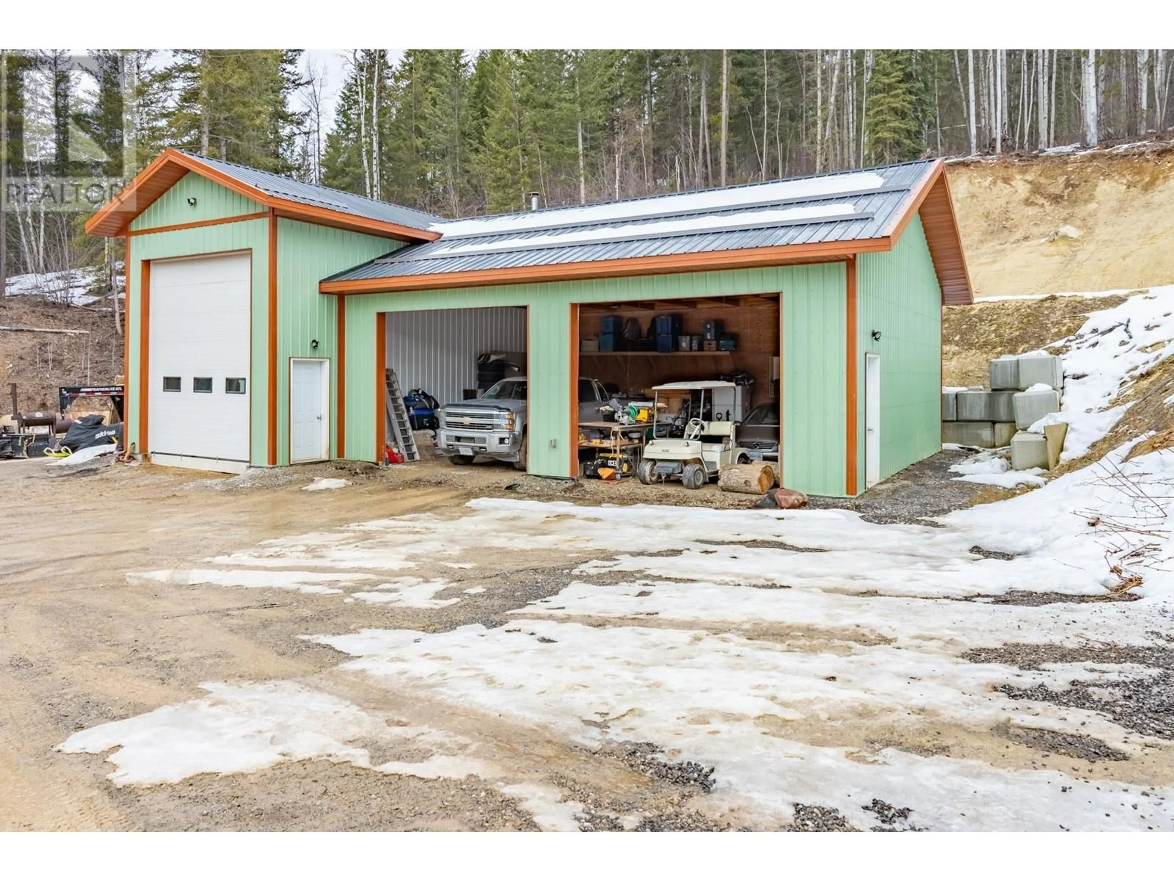 A pic from outside/outdoor area/front of a property/back of a property/a pic from drone, unknown for 2360 TRANS CANADA  N HIGHWAY, Golden British Columbia V0A1H1