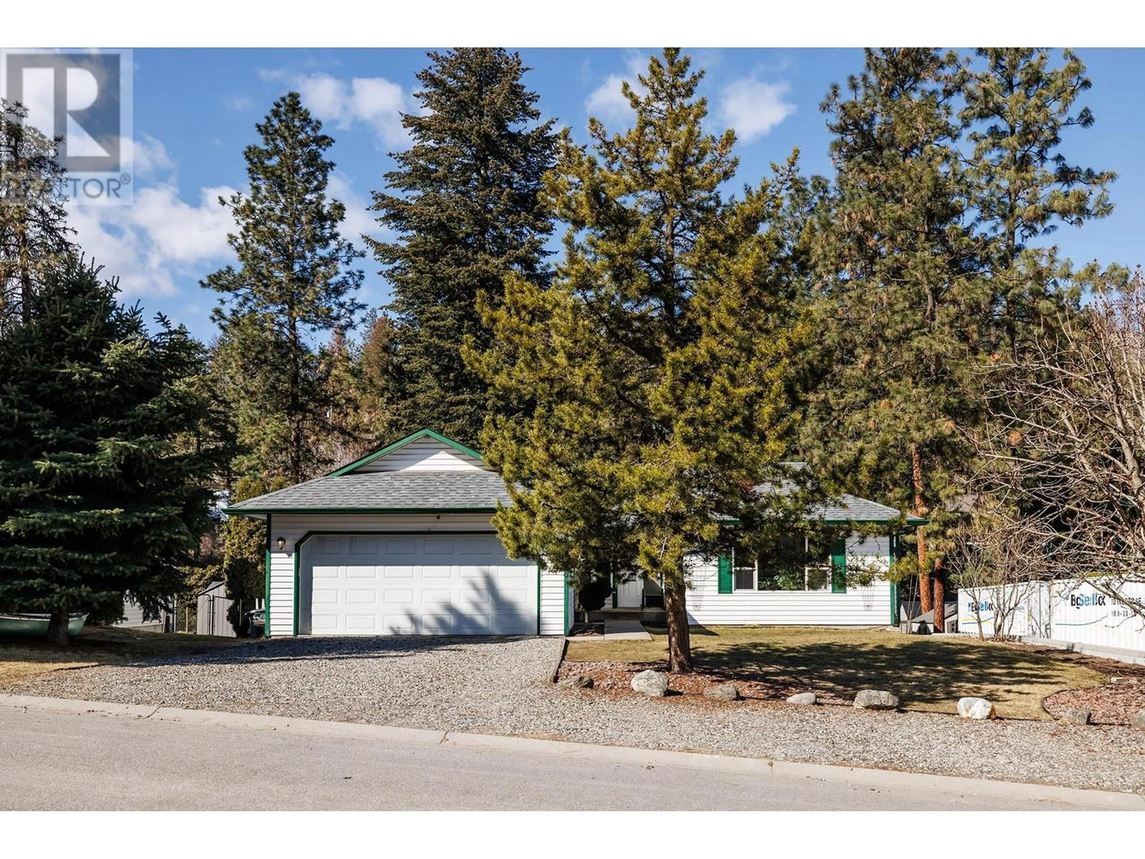 Home with vinyl exterior material, street for 2785 NORTHVIEW PLACE, Lake Country British Columbia V4V1R1