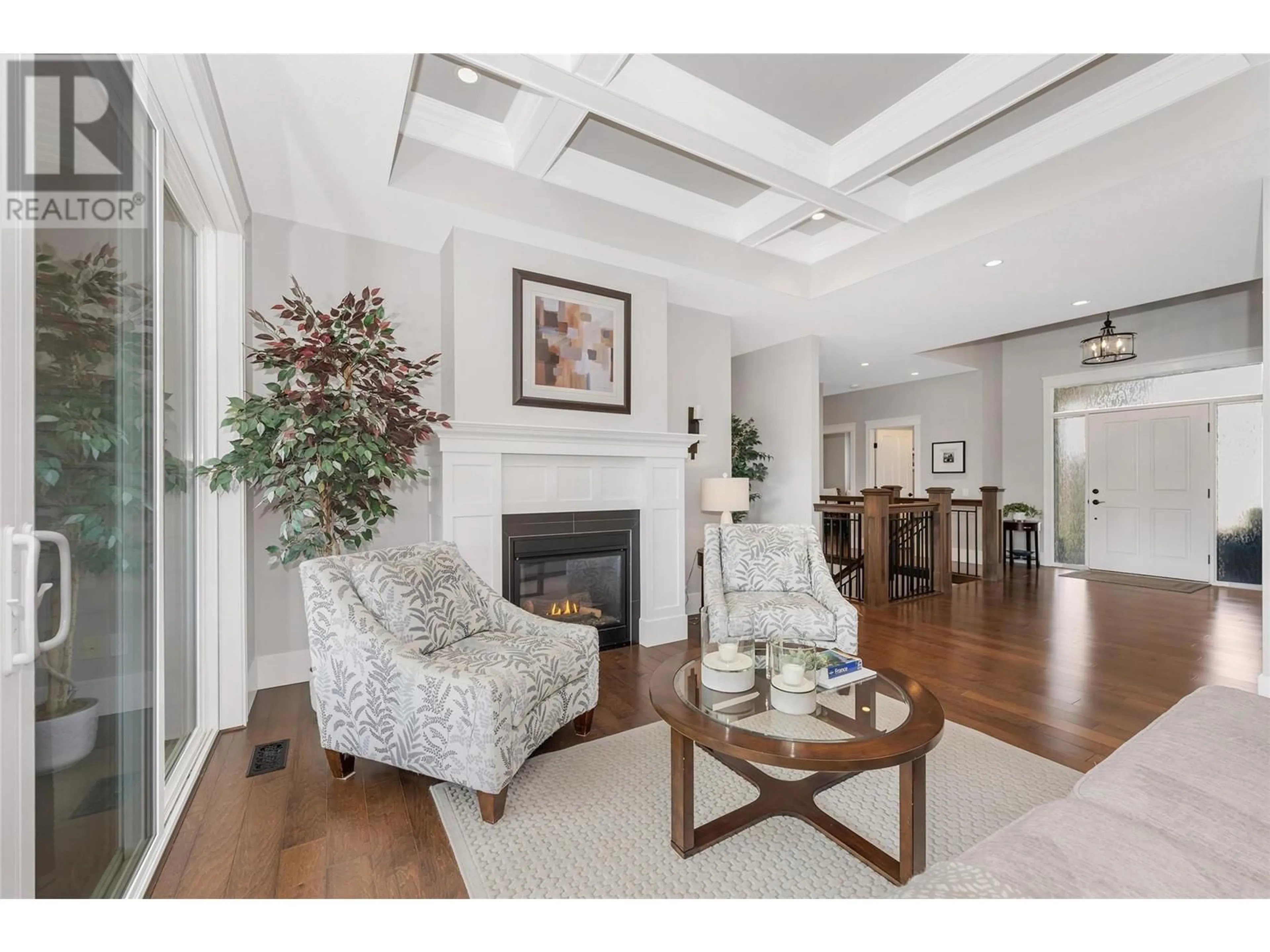 Living room with furniture, unknown for 7245 SILVER RIDGE DRIVE, Vernon British Columbia V1B4C7