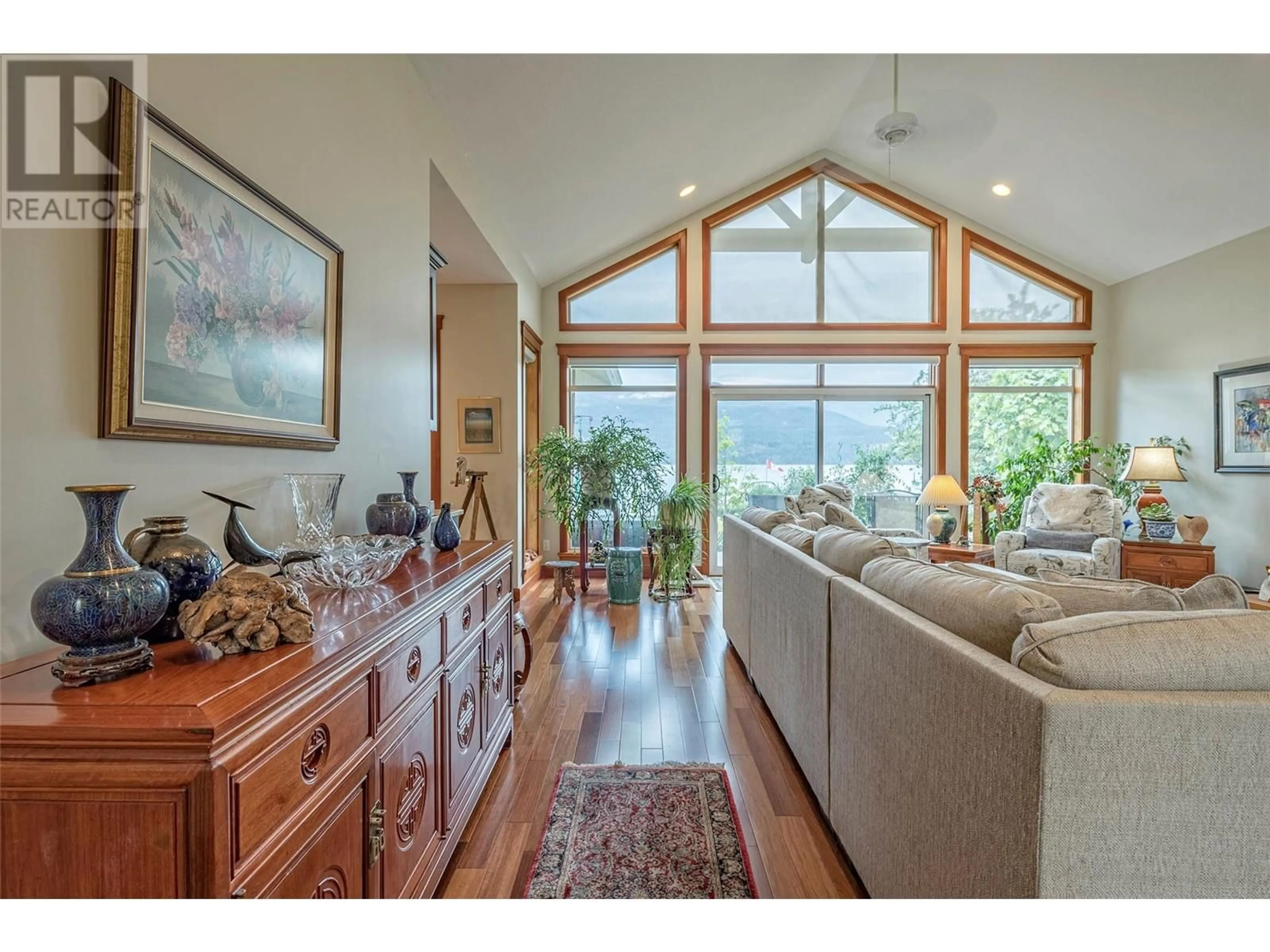 Unknown for 15714 WHISKEY COVE ROAD, Lake Country British Columbia V4V1C4