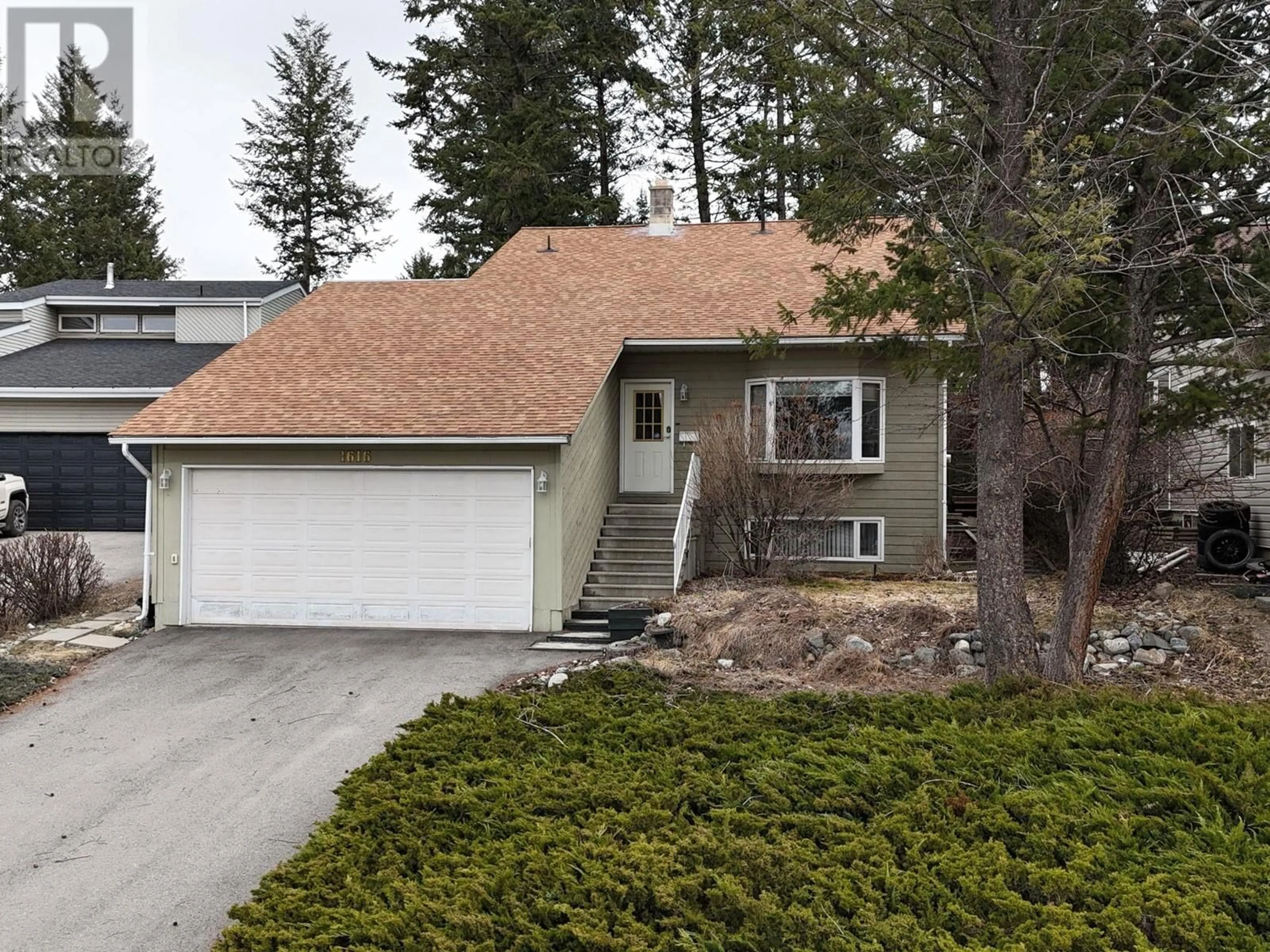 Home with vinyl exterior material, street for 1616 MT PROCTOR PLACE NORTH, Cranbrook British Columbia V1C5V7
