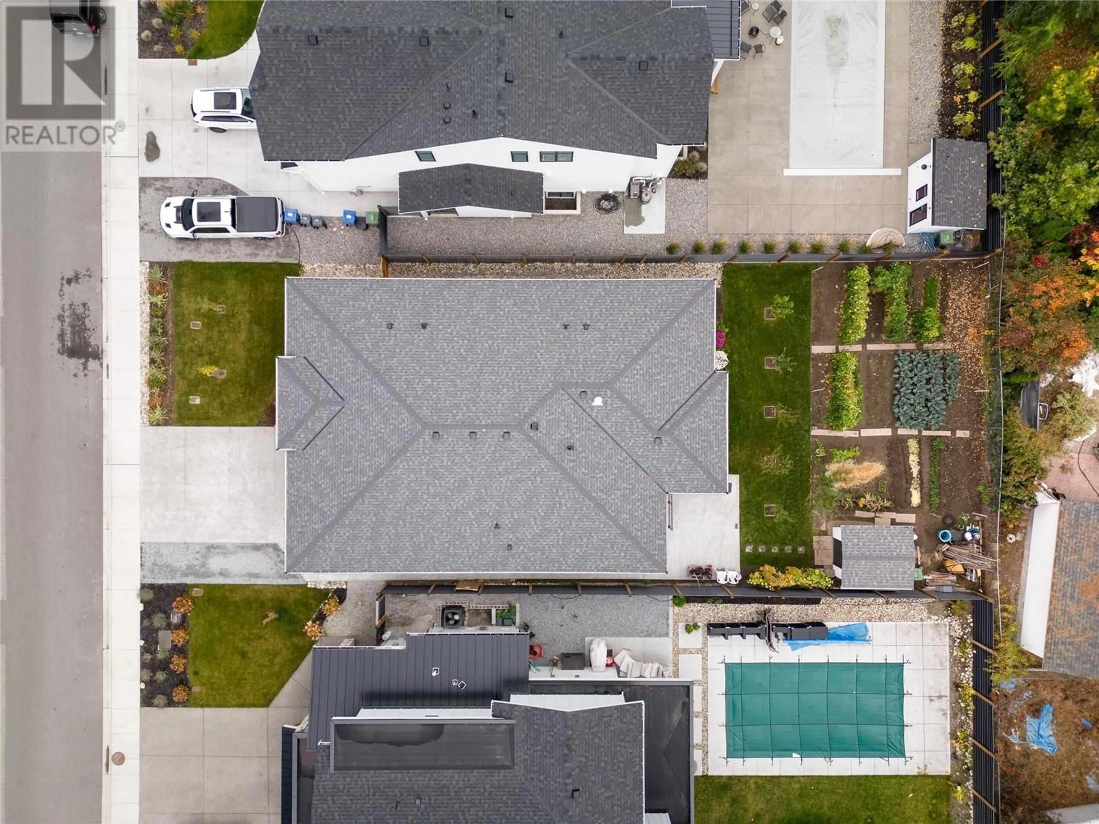 Floor plan for 685 BALSAM ROAD, Kelowna British Columbia V1W1C1
