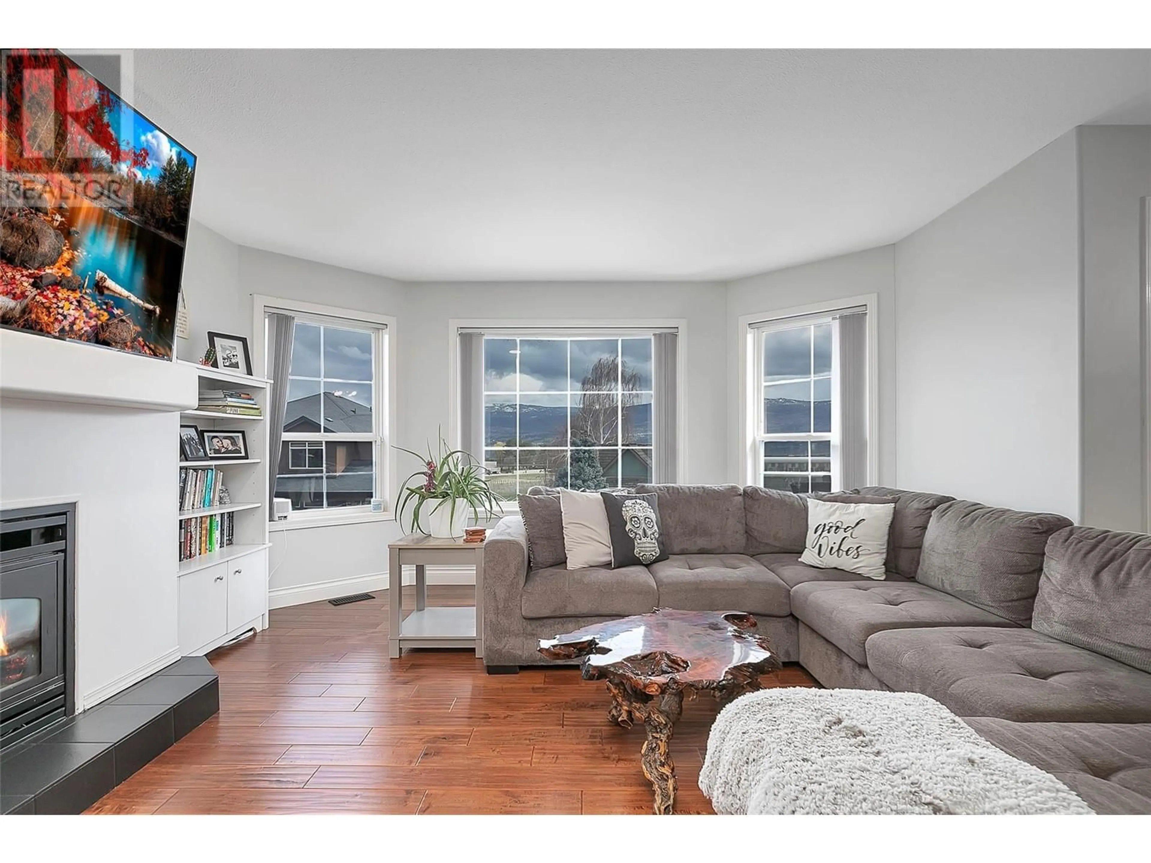Living room with furniture, unknown for 3625 EMPIRE PLACE, West Kelowna British Columbia V4T1Y8