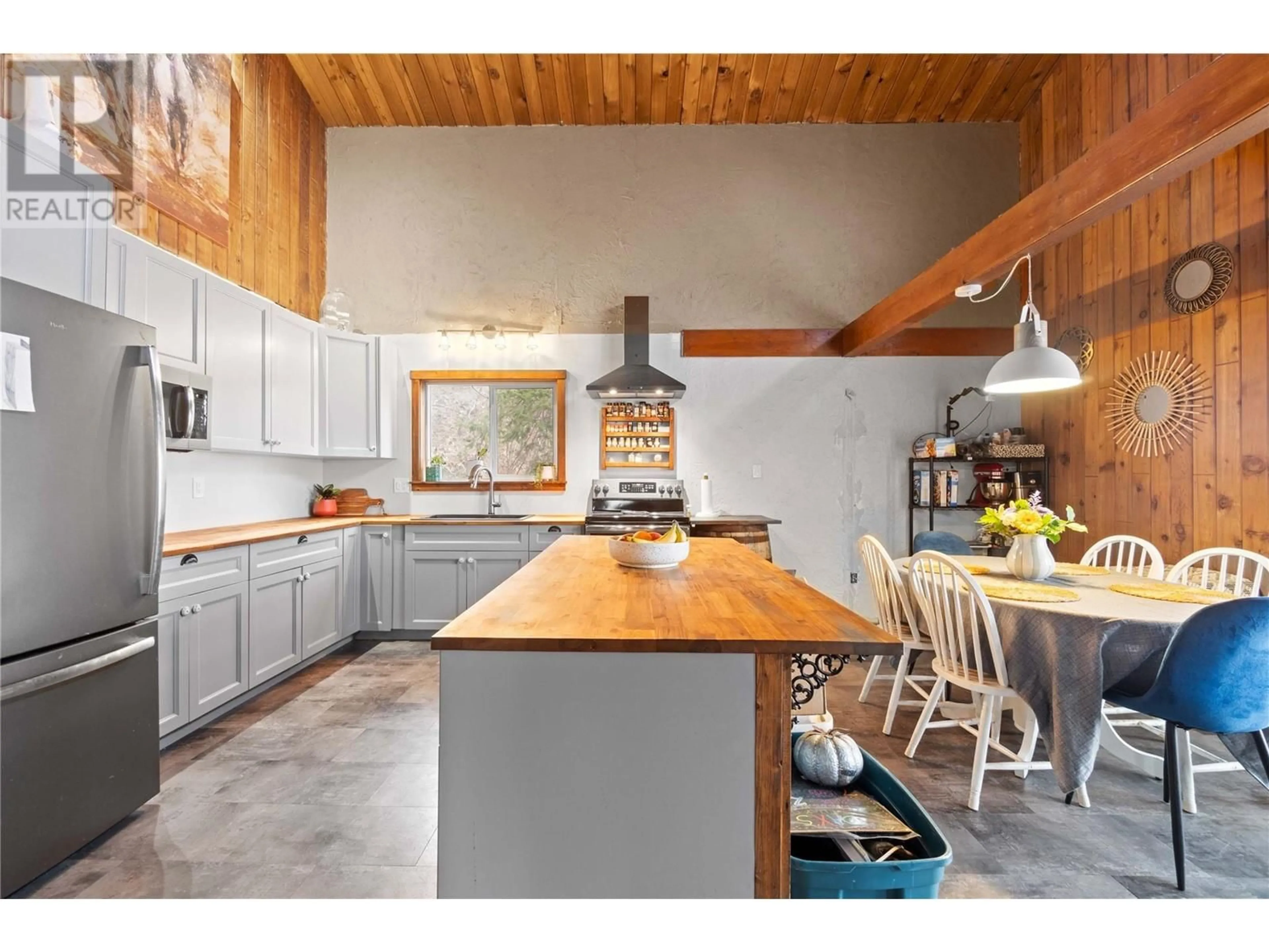Open concept kitchen, unknown for 1348 VELLA ROAD, Tappen British Columbia V0E2X2