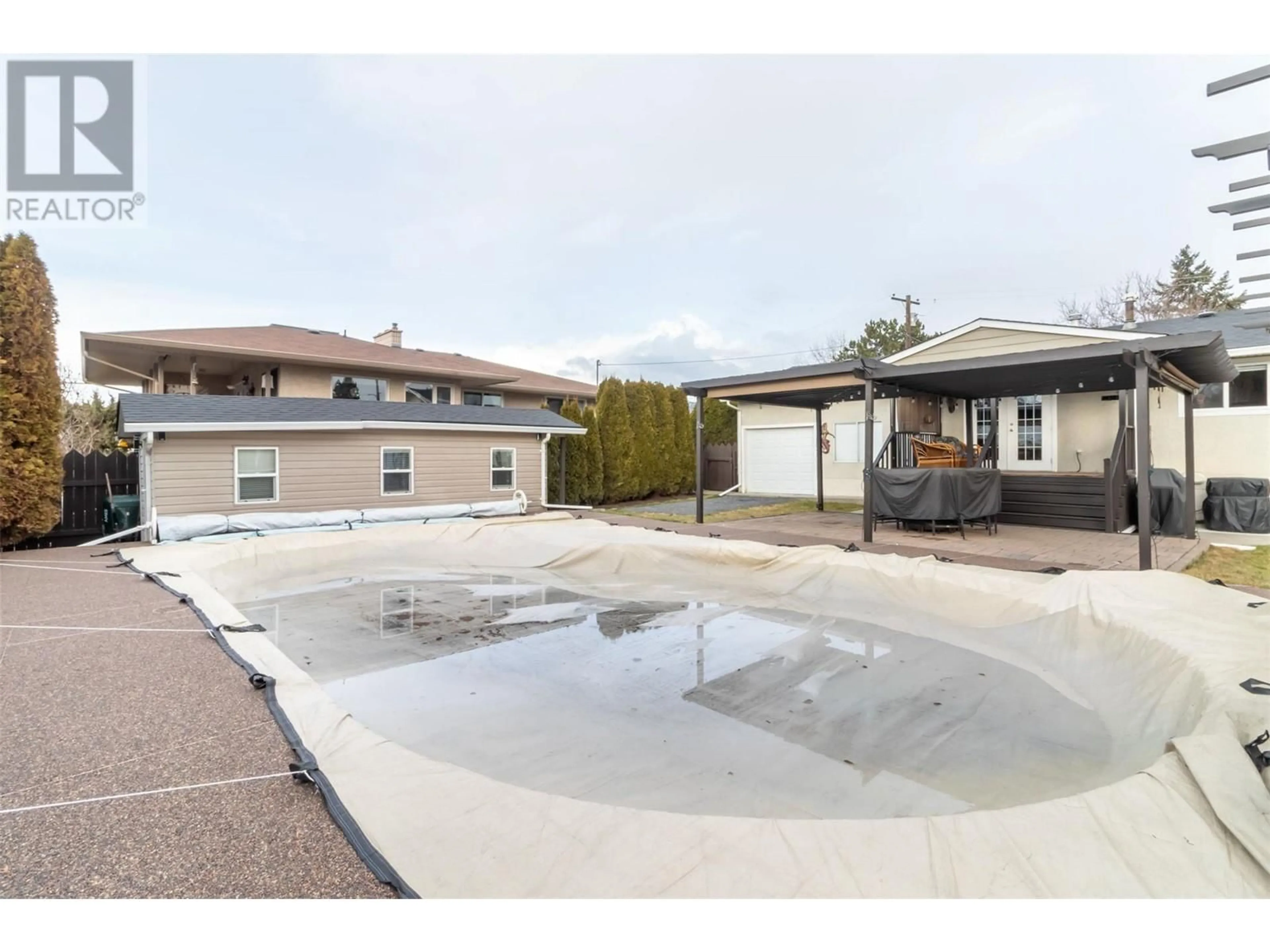 Unknown for 1000 EUCLID ROAD, Kelowna British Columbia V1X3K9