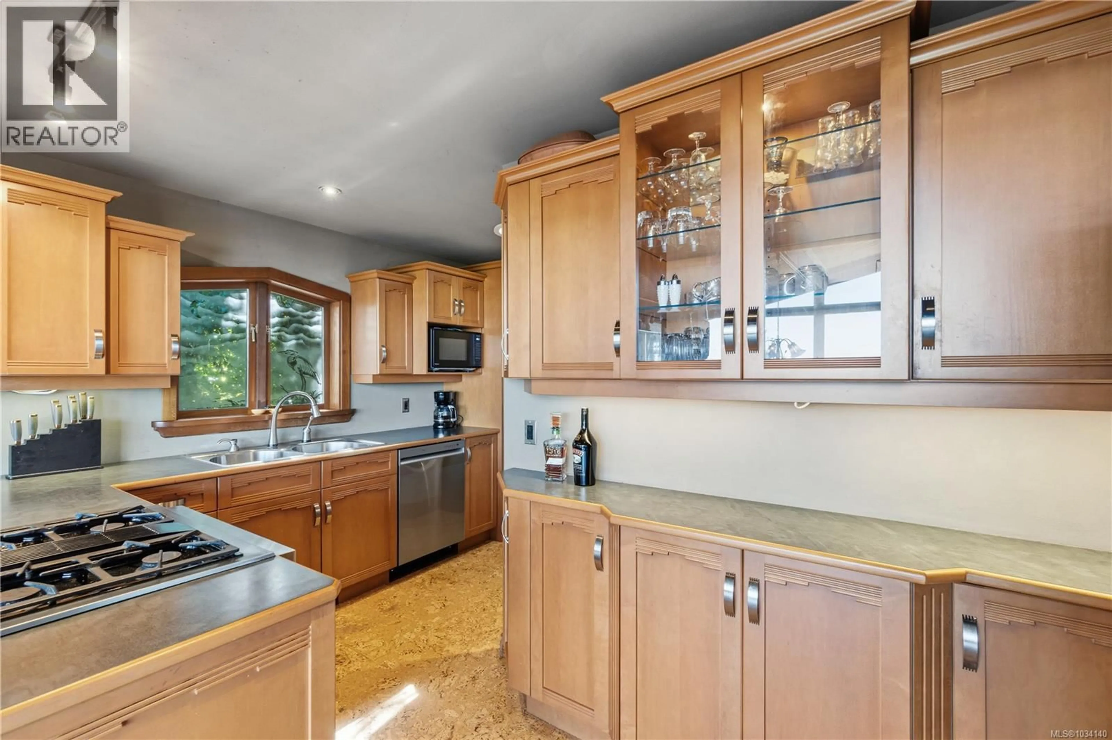 Unknown for 893 SHOREWOOD DRIVE, Parksville British Columbia V9P1S6
