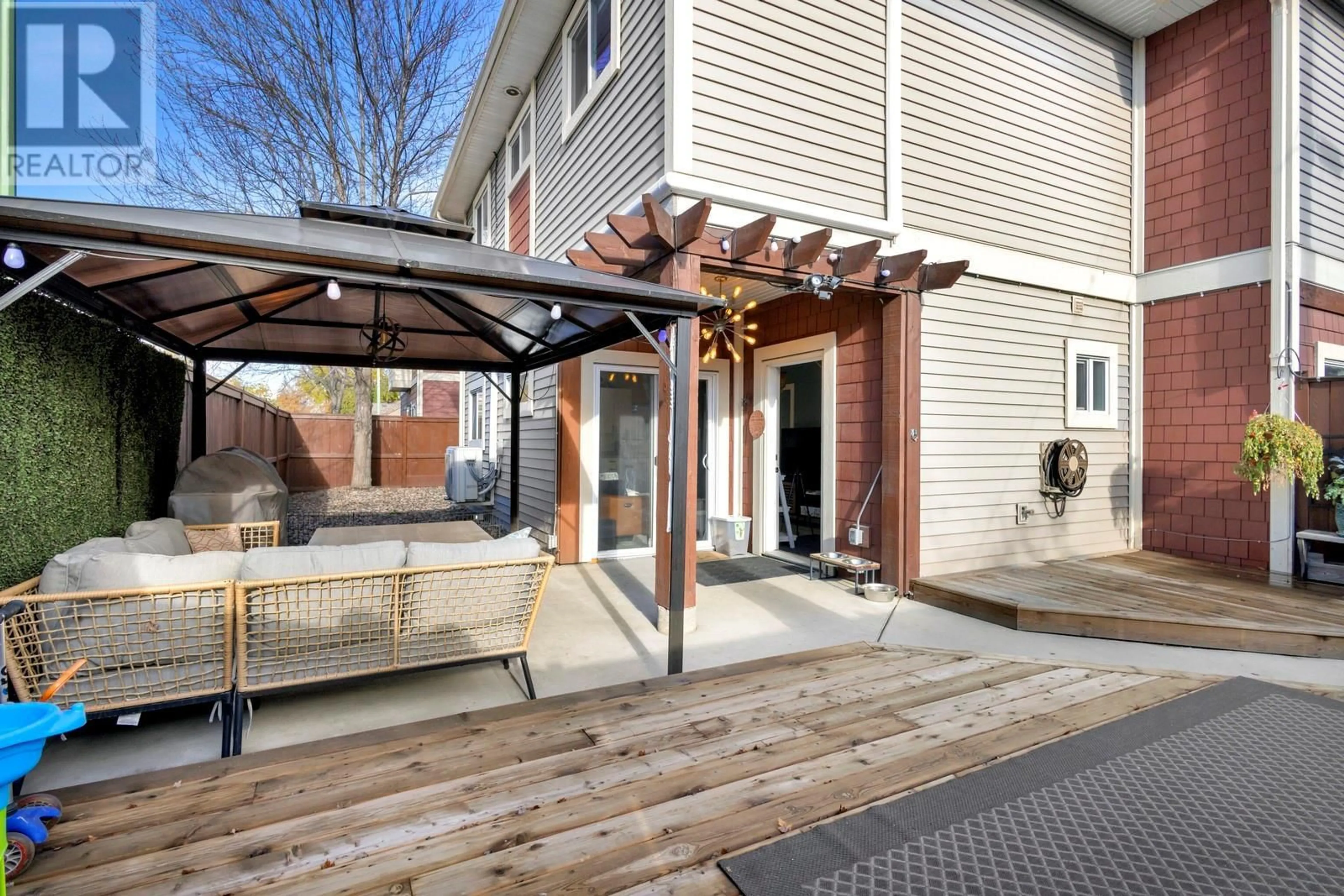 Patio, street for 2 - 515 FRANCIS AVENUE, Kelowna British Columbia V1Y5G4