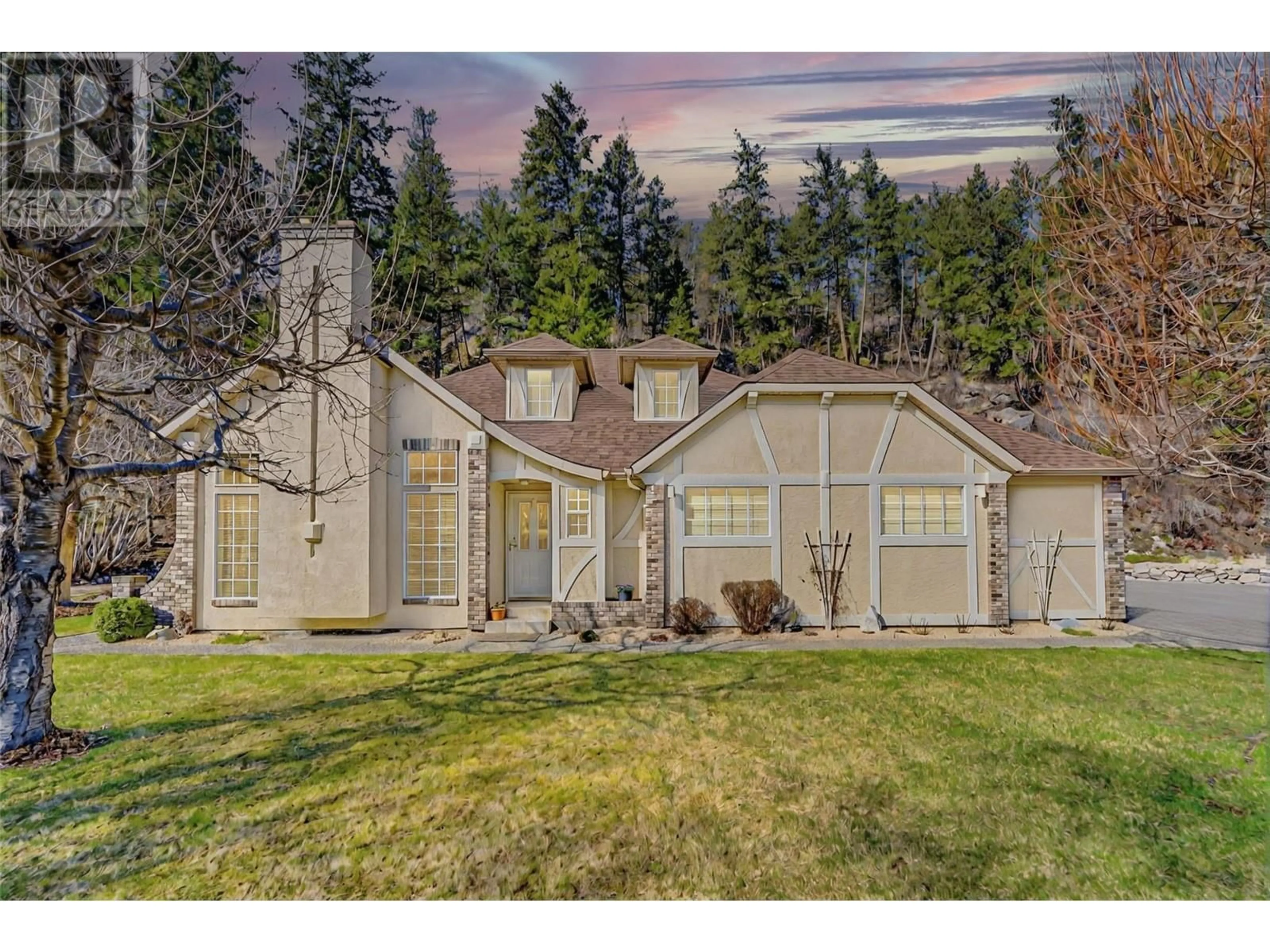 Home with vinyl exterior material, unknown for 9292 CHINOOK ROAD, Vernon British Columbia V1H1K3