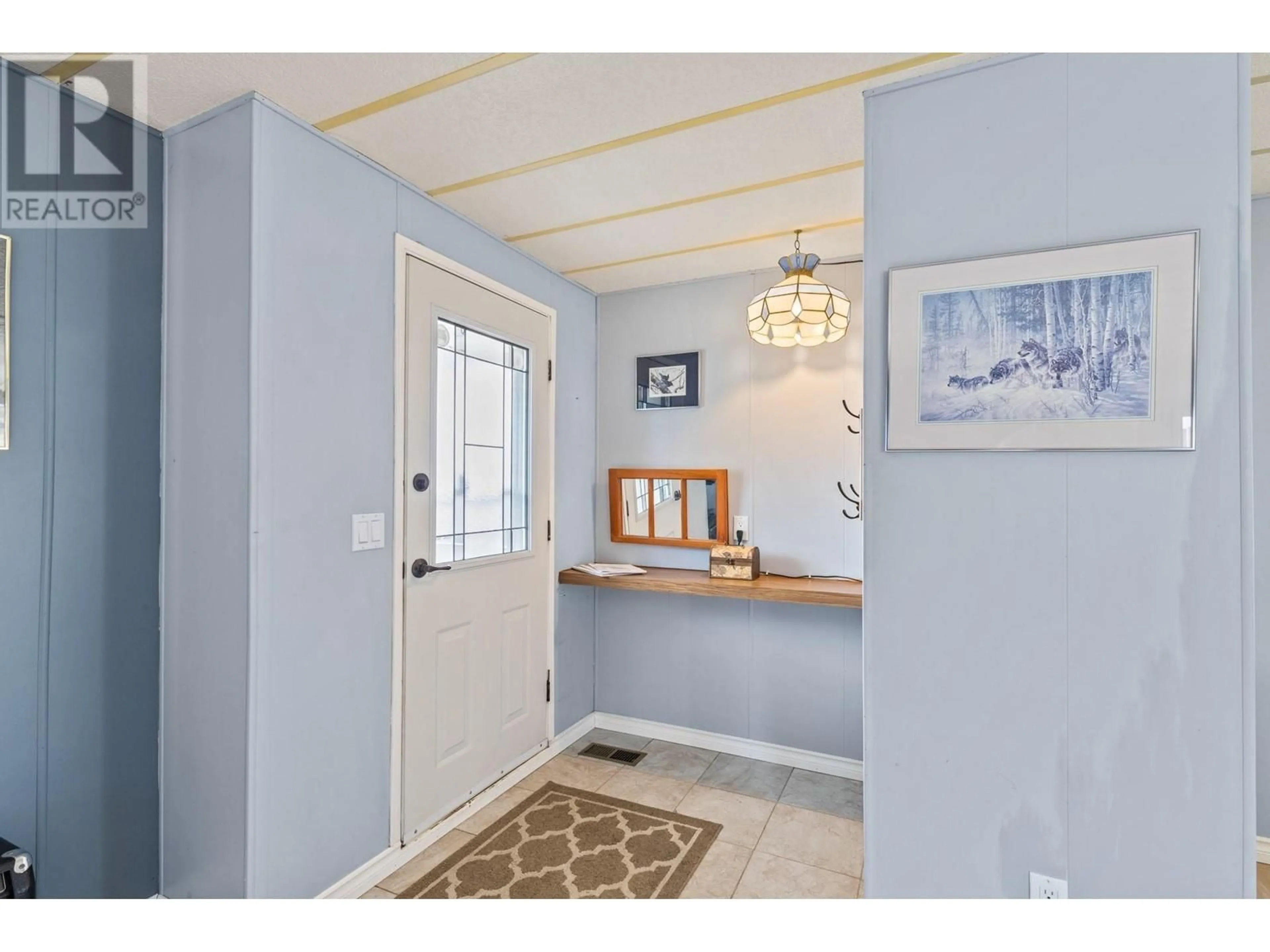 Indoor entryway for 178 - 1880 OLD BOUCHERIE ROAD, Westbank British Columbia V4T1Z2