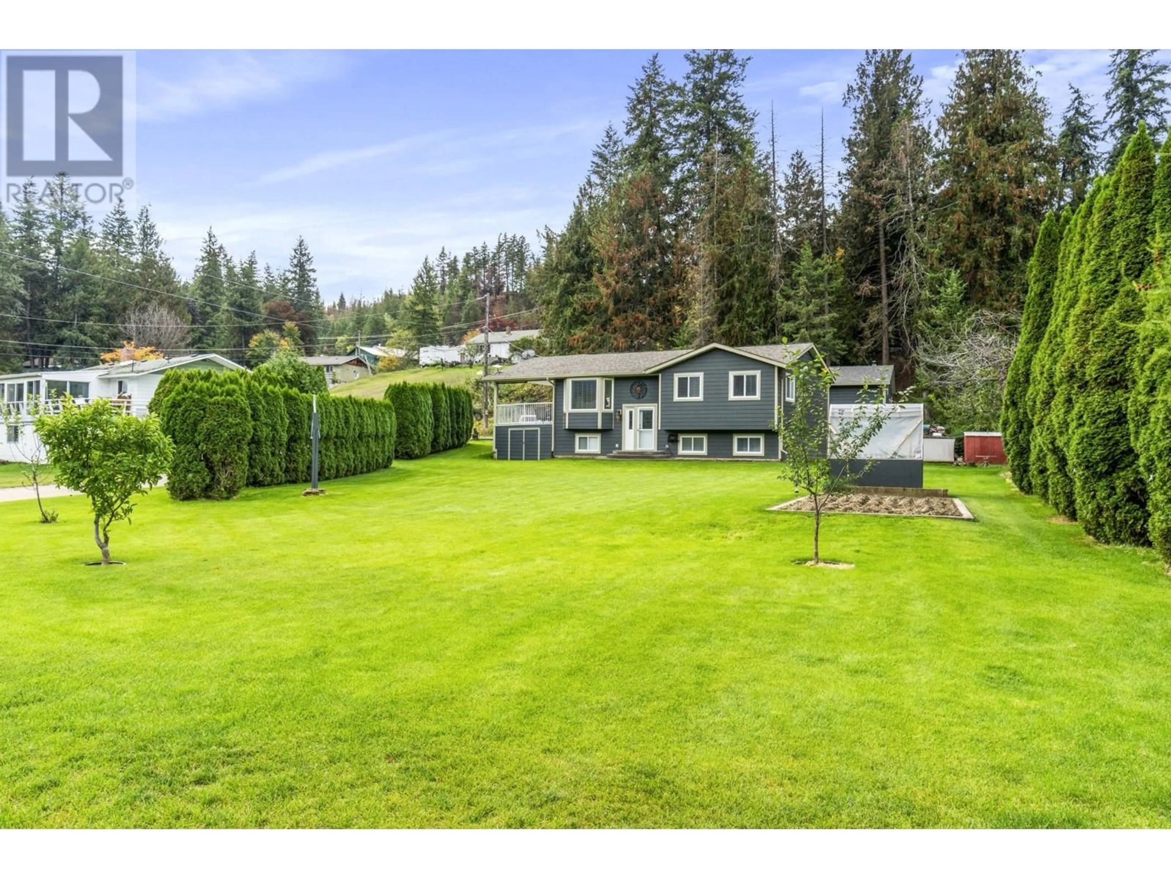 A pic from outside/outdoor area/front of a property/back of a property/a pic from drone, unknown for 17 - 8758 HOLDING ROAD, Adams Lake British Columbia V0E1M2
