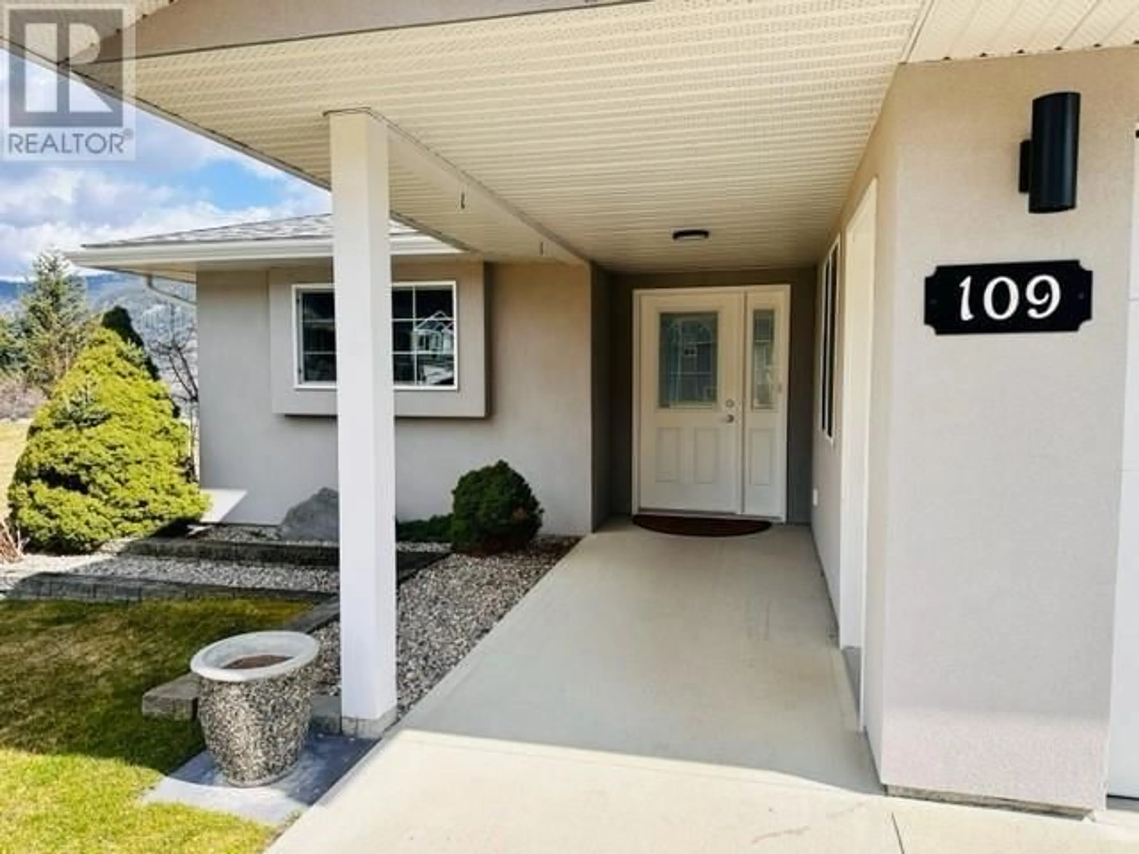 Unknown for 109 - 4200 GRANDVIEW DRIVE, Castlegar British Columbia V1N4X6