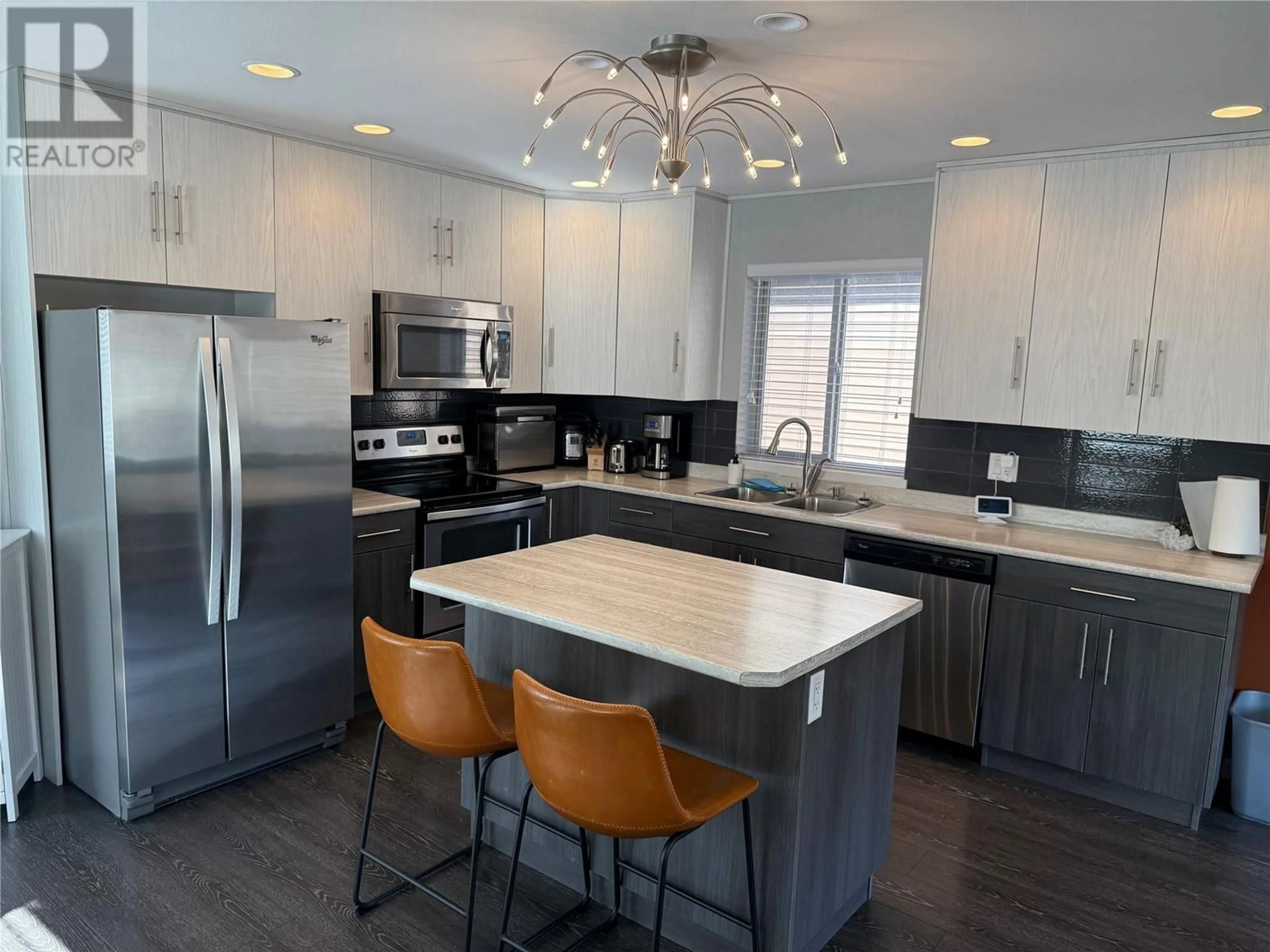Contemporary kitchen, ceramic/tile floor for 112 - 1850 HUGH ALLAN DRIVE, Kamloops British Columbia V1S0C8