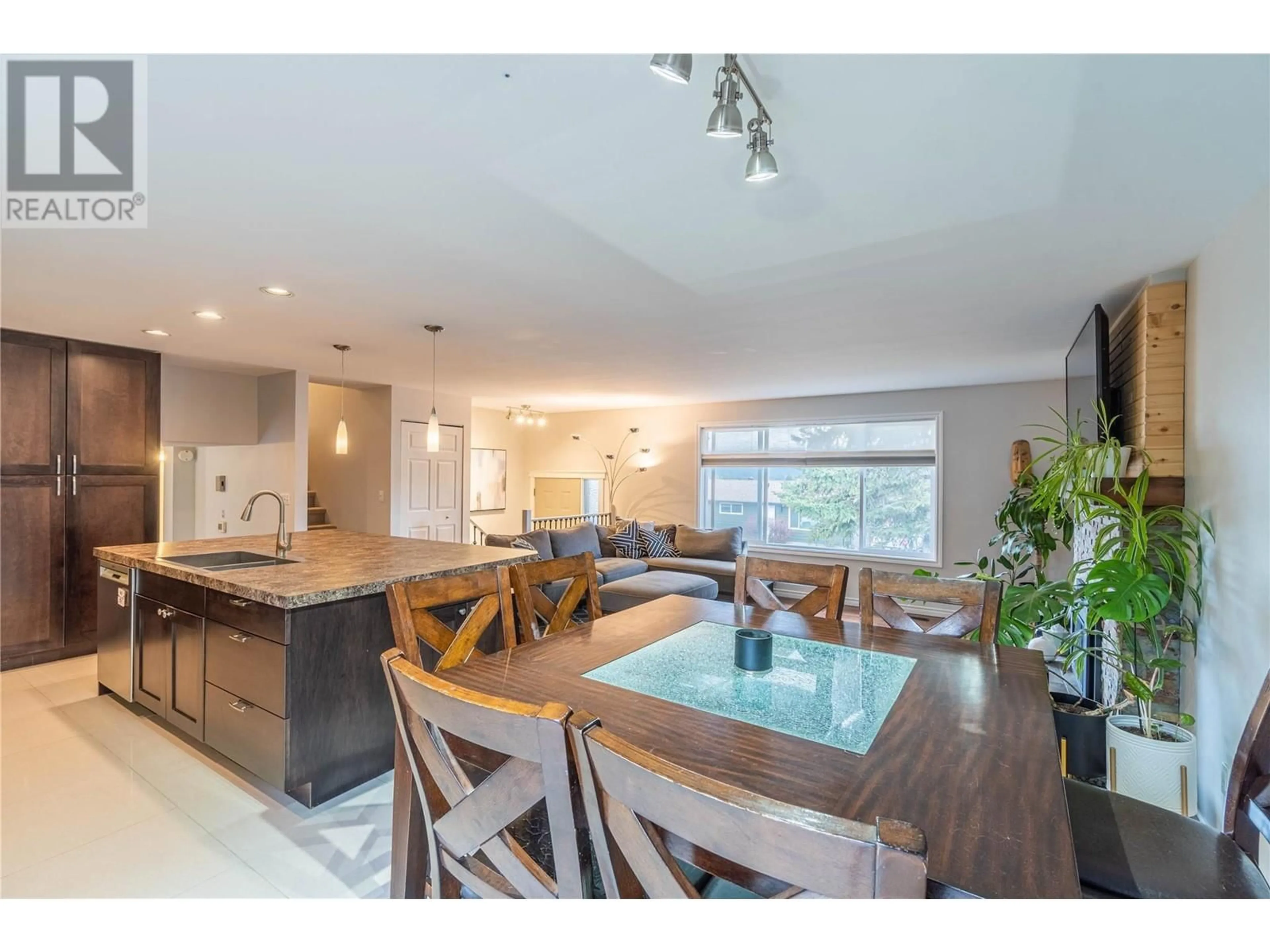 Open concept kitchen, unknown for 166 ASPEN CRESCENT, Logan Lake British Columbia V0K1W0