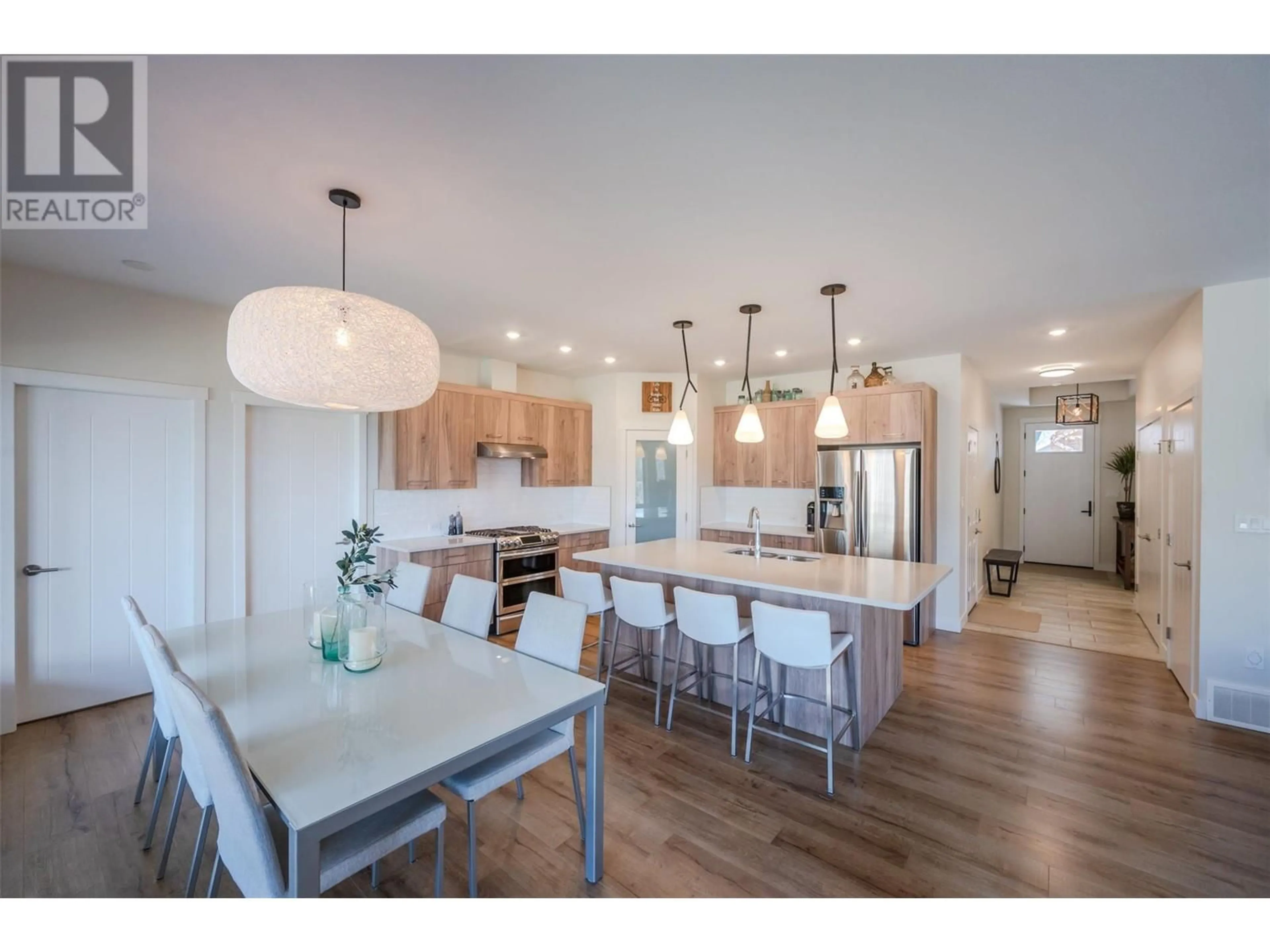 Open concept kitchen, unknown for 2101 LAWRENCE AVENUE, Penticton British Columbia V2A9G6