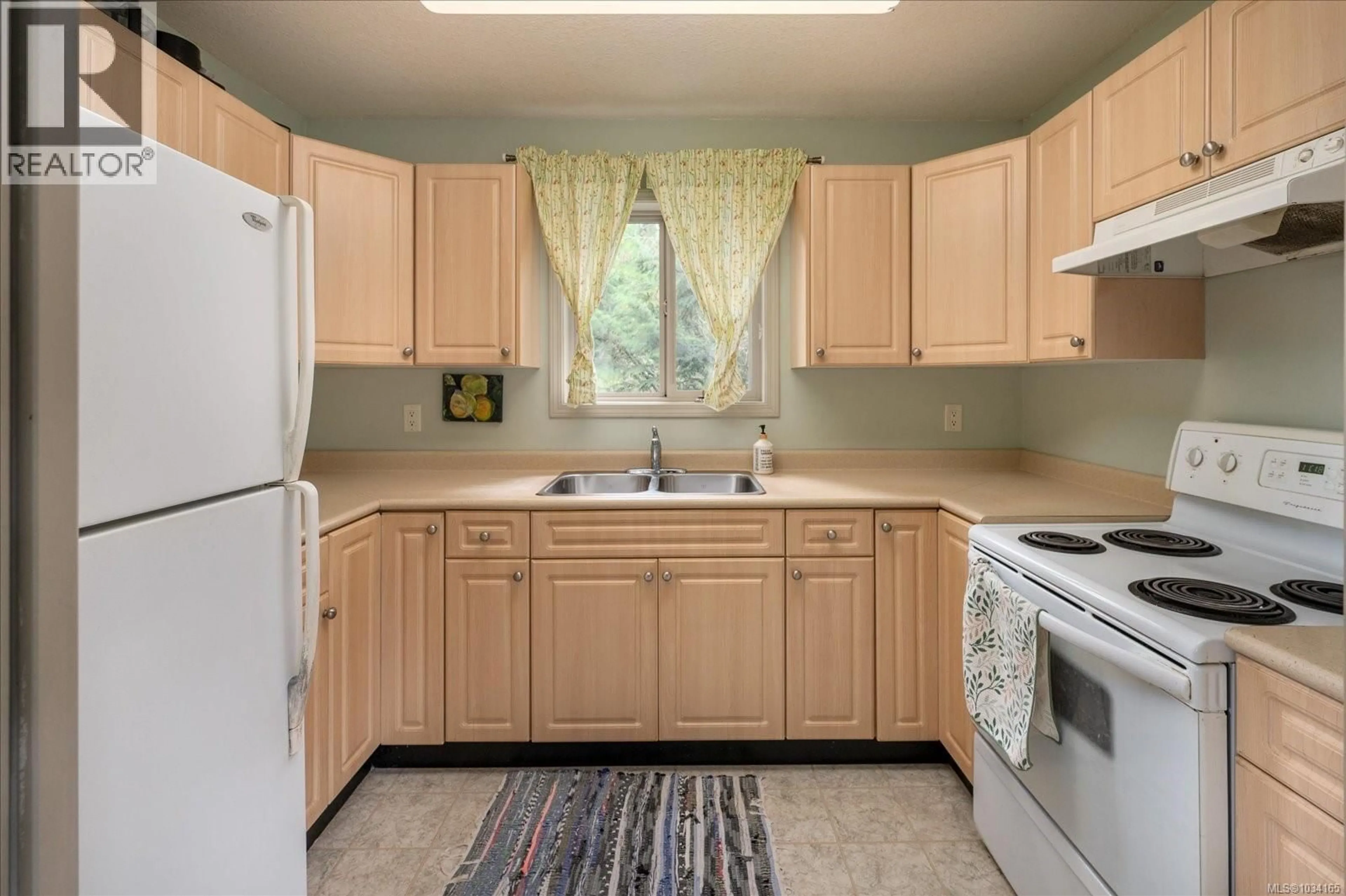 Standard kitchen, unknown for 3122 DOLPHIN DRIVE, Nanoose Bay British Columbia V9P9J2