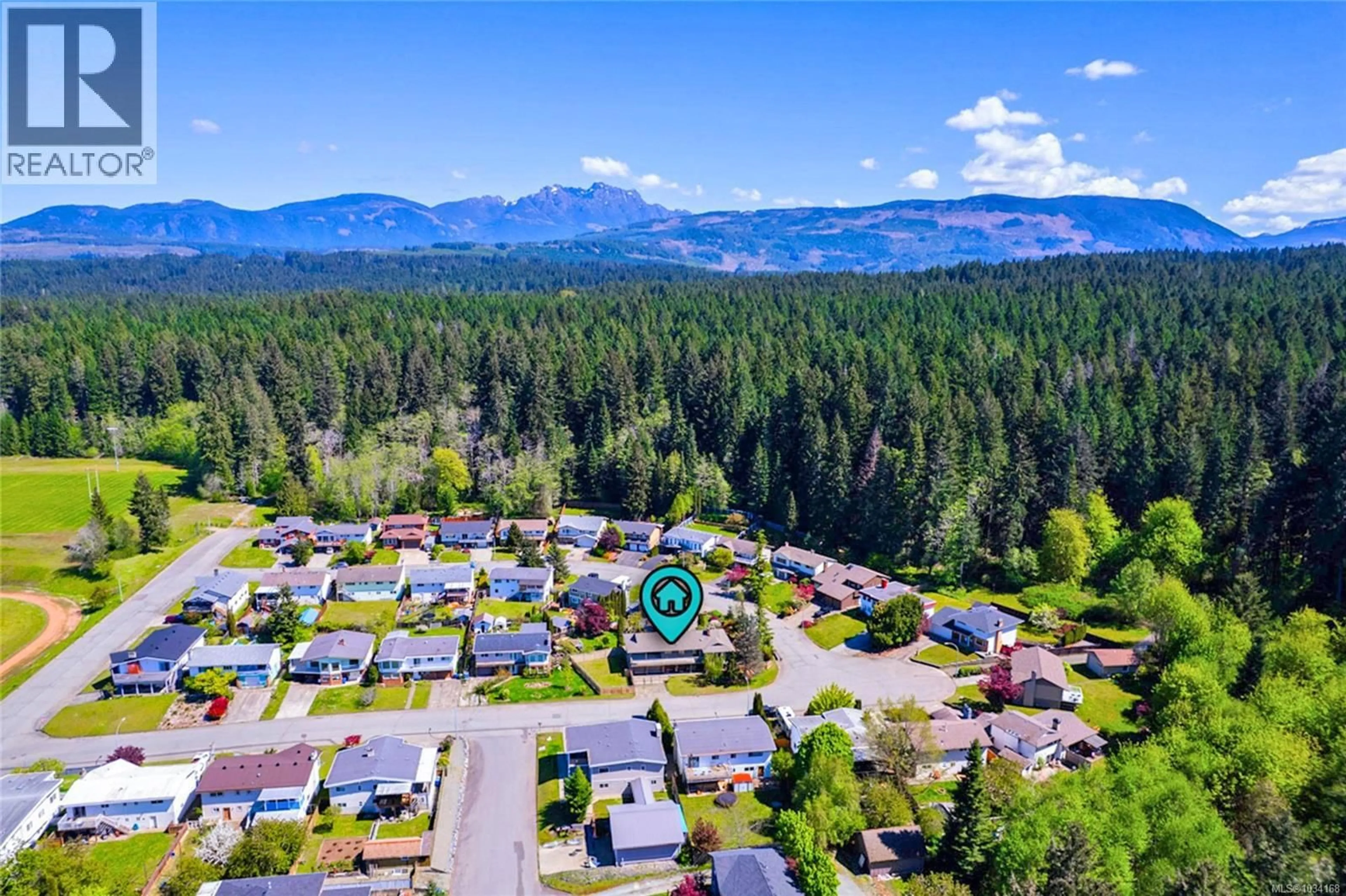 A pic from outside/outdoor area/front of a property/back of a property/a pic from drone, mountain view for 2841 ROSEBOROUGH AVENUE, Port Alberni British Columbia V9Y7V9