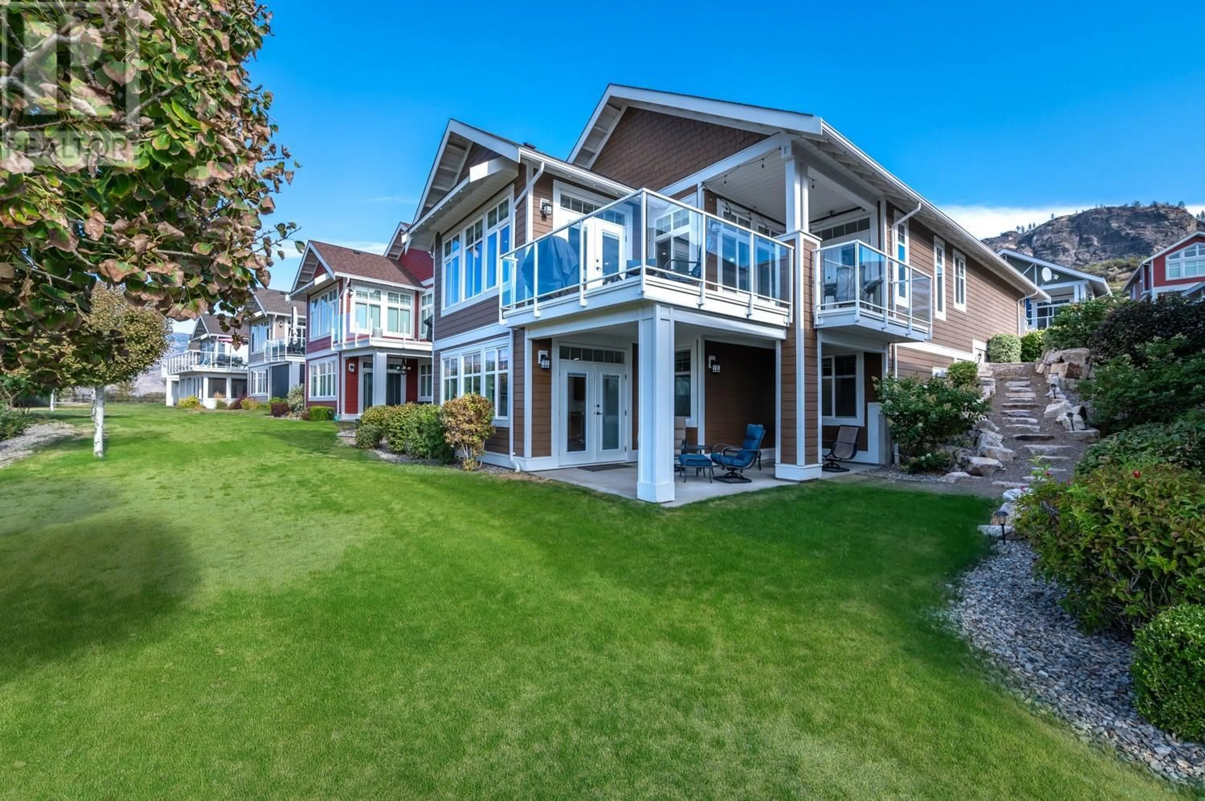 Patio, unknown for 206 - 2450 RADIO TOWER ROAD, Oliver British Columbia V0H1T1