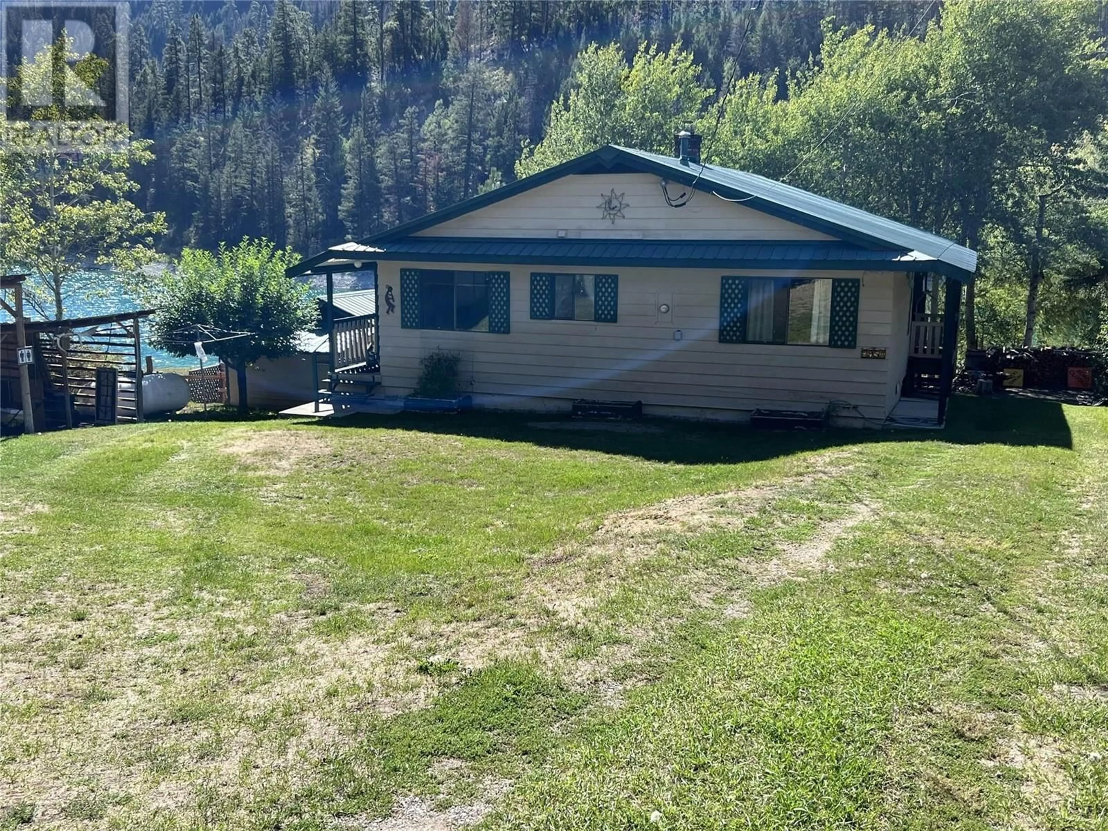 A pic from outside/outdoor area/front of a property/back of a property/a pic from drone, water/lake/river/ocean view for 2954 ALLISON LAKE ROAD, Princeton British Columbia V0X1W0