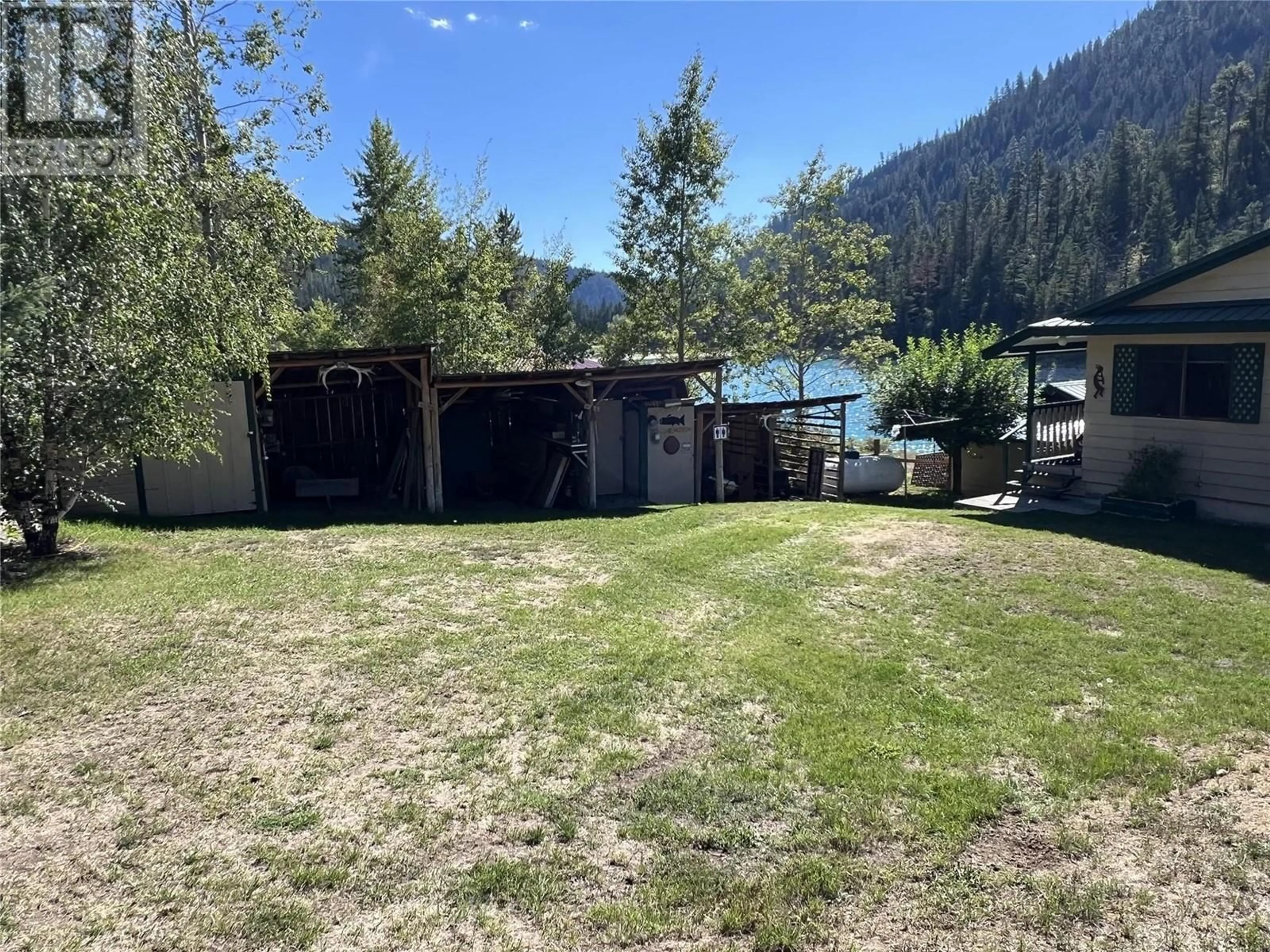 A pic from outside/outdoor area/front of a property/back of a property/a pic from drone, mountain view for 2954 ALLISON LAKE ROAD, Princeton British Columbia V0X1W0