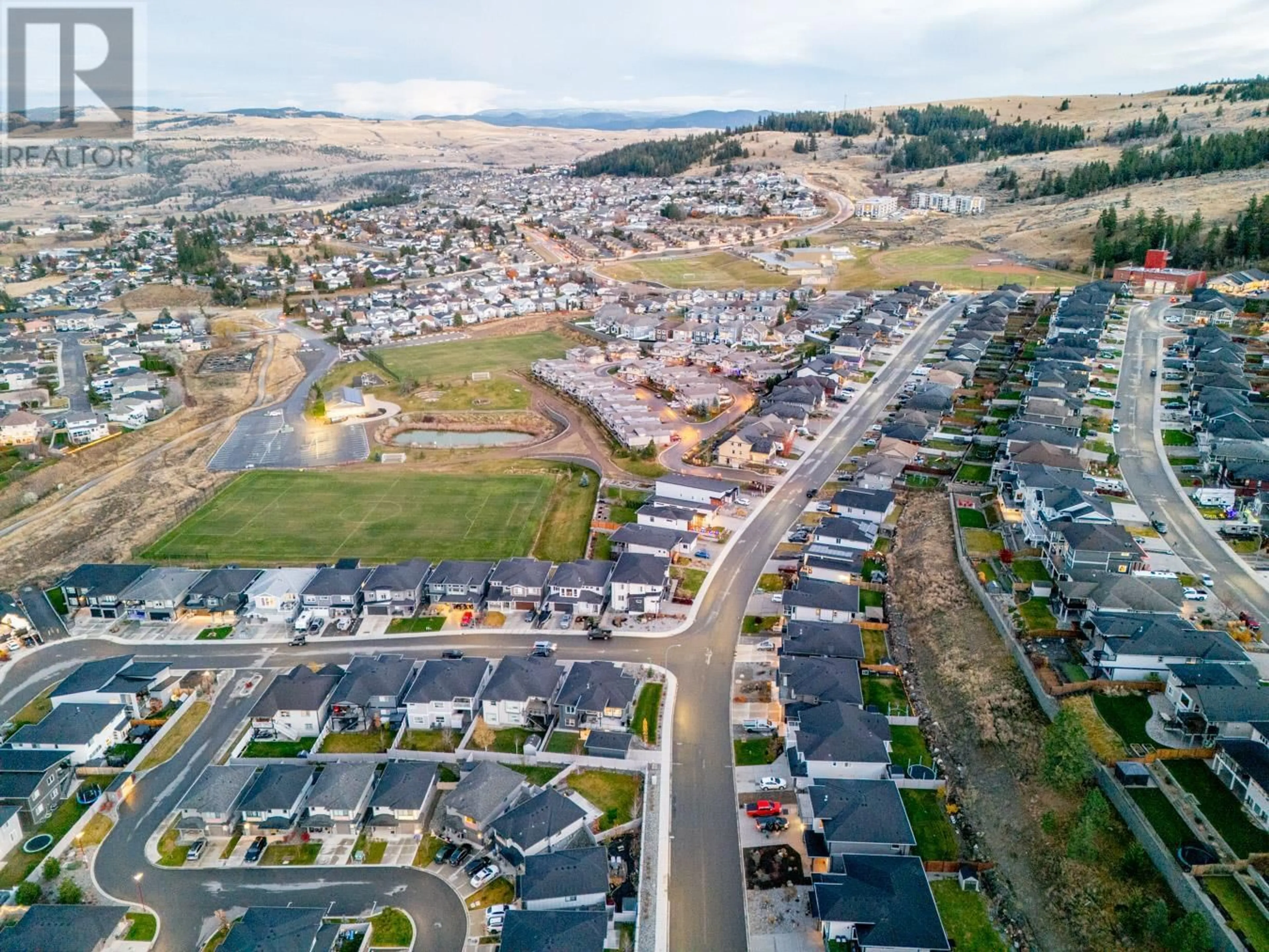 A pic from outside/outdoor area/front of a property/back of a property/a pic from drone, mountain view for 2090 LINFIELD DRIVE, Kamloops British Columbia V1S0G3