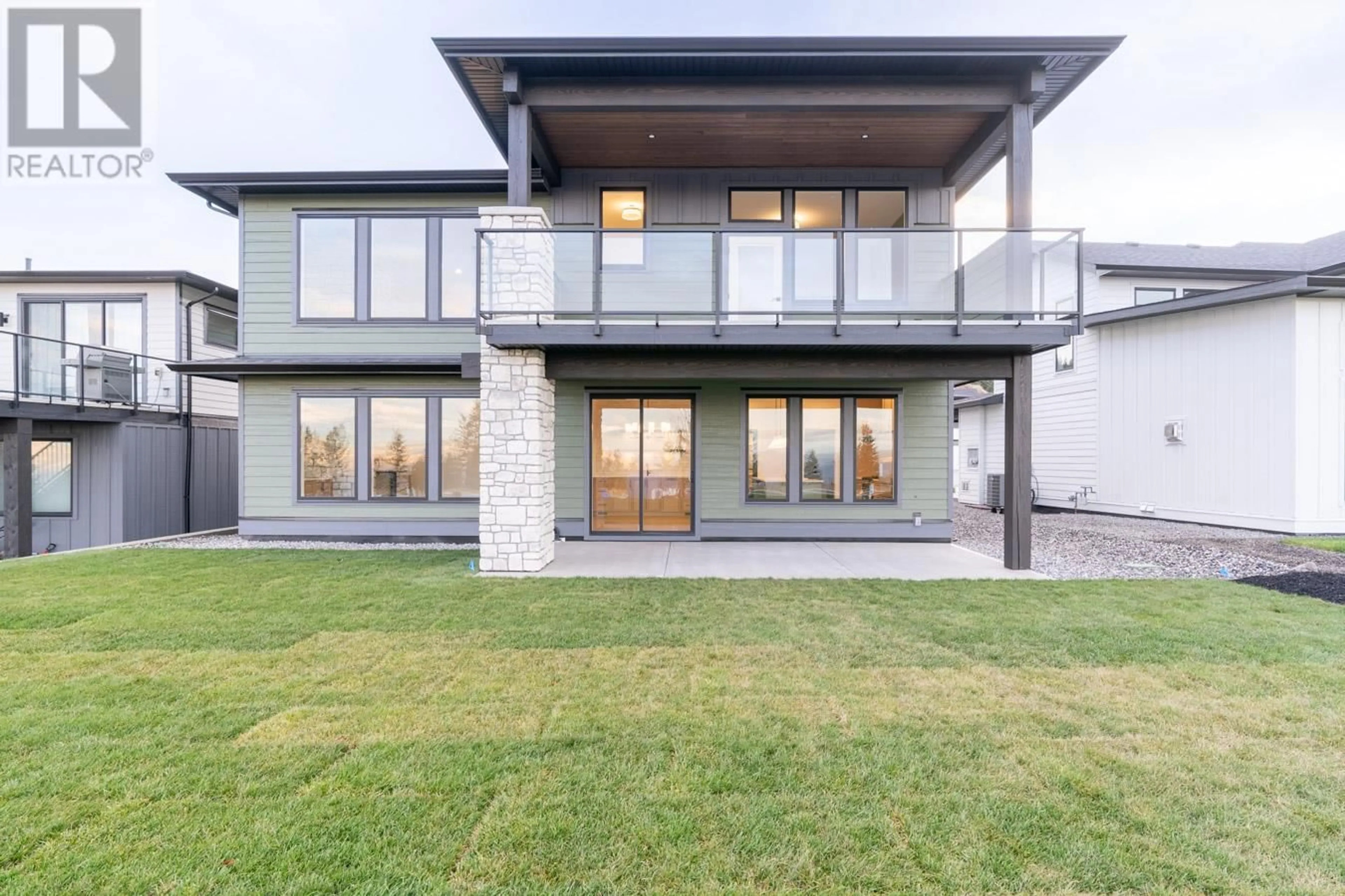 Home with brick exterior material, unknown for 2090 LINFIELD DRIVE, Kamloops British Columbia V1S0G3