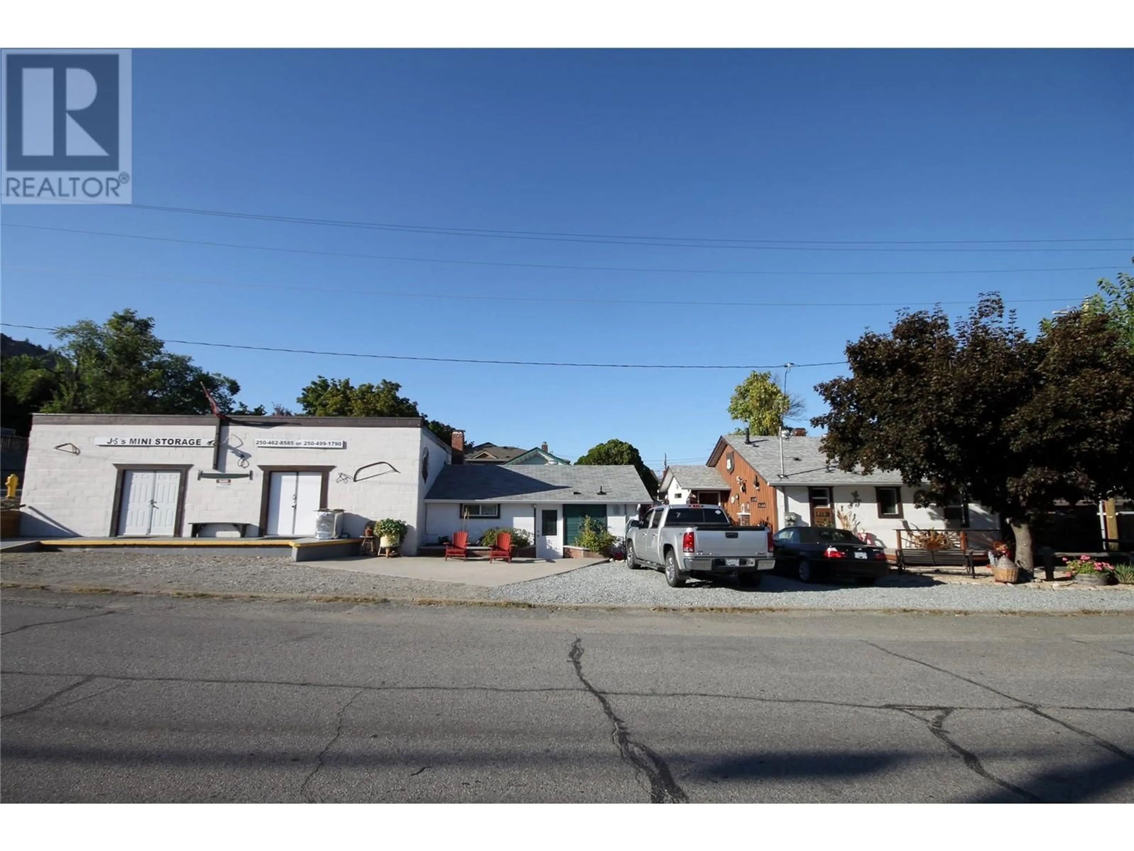 Unknown for 472 VETERANS AVE AVENUE, Oliver British Columbia V0H1T0
