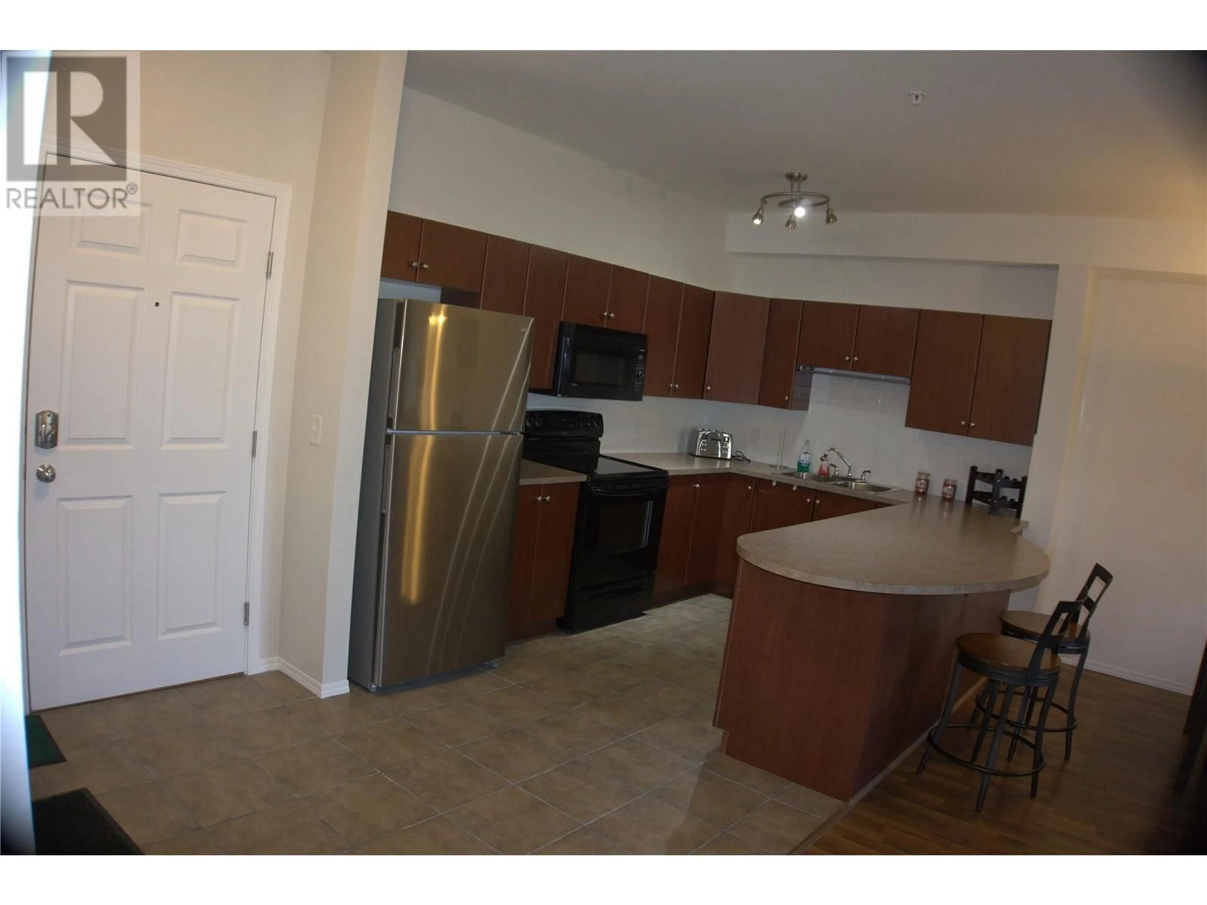 Standard kitchen, unknown for 1318 - 1875 COUNTRY CLUB DRIVE, Kelowna British Columbia V1V2W7