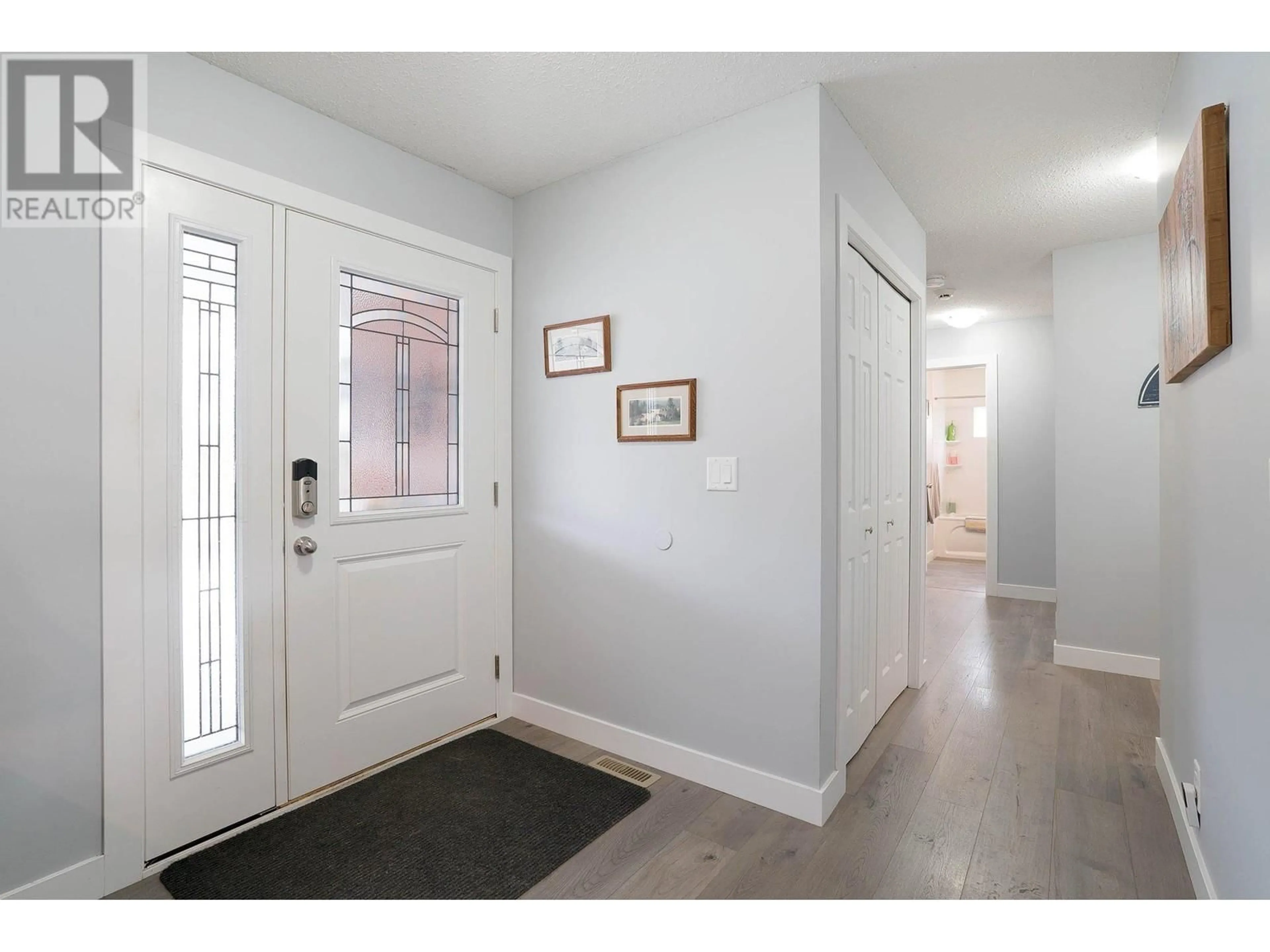 Indoor entryway for 3767 GLENWAY ROAD, West Kelowna British Columbia V4T1E3