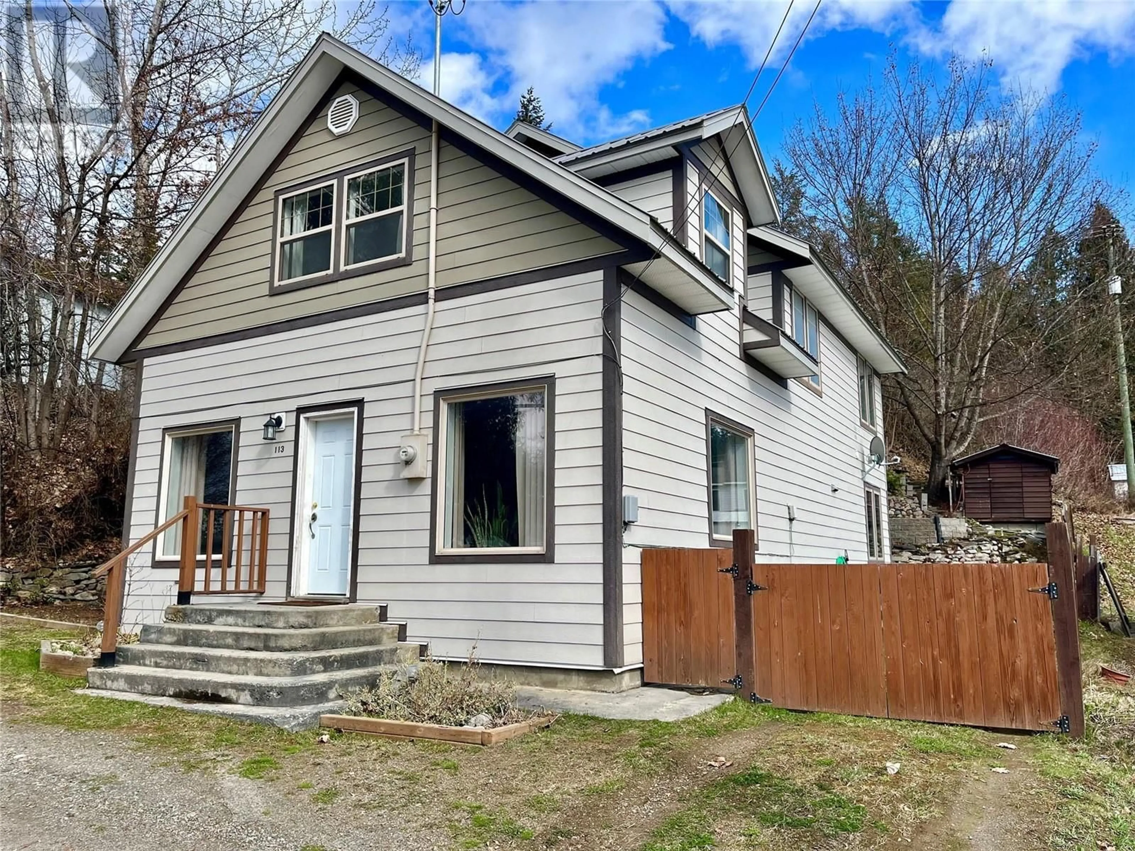 Home with vinyl exterior material, street for 113 NELSON AVENUE NORTH, Nakusp British Columbia V0G1R0