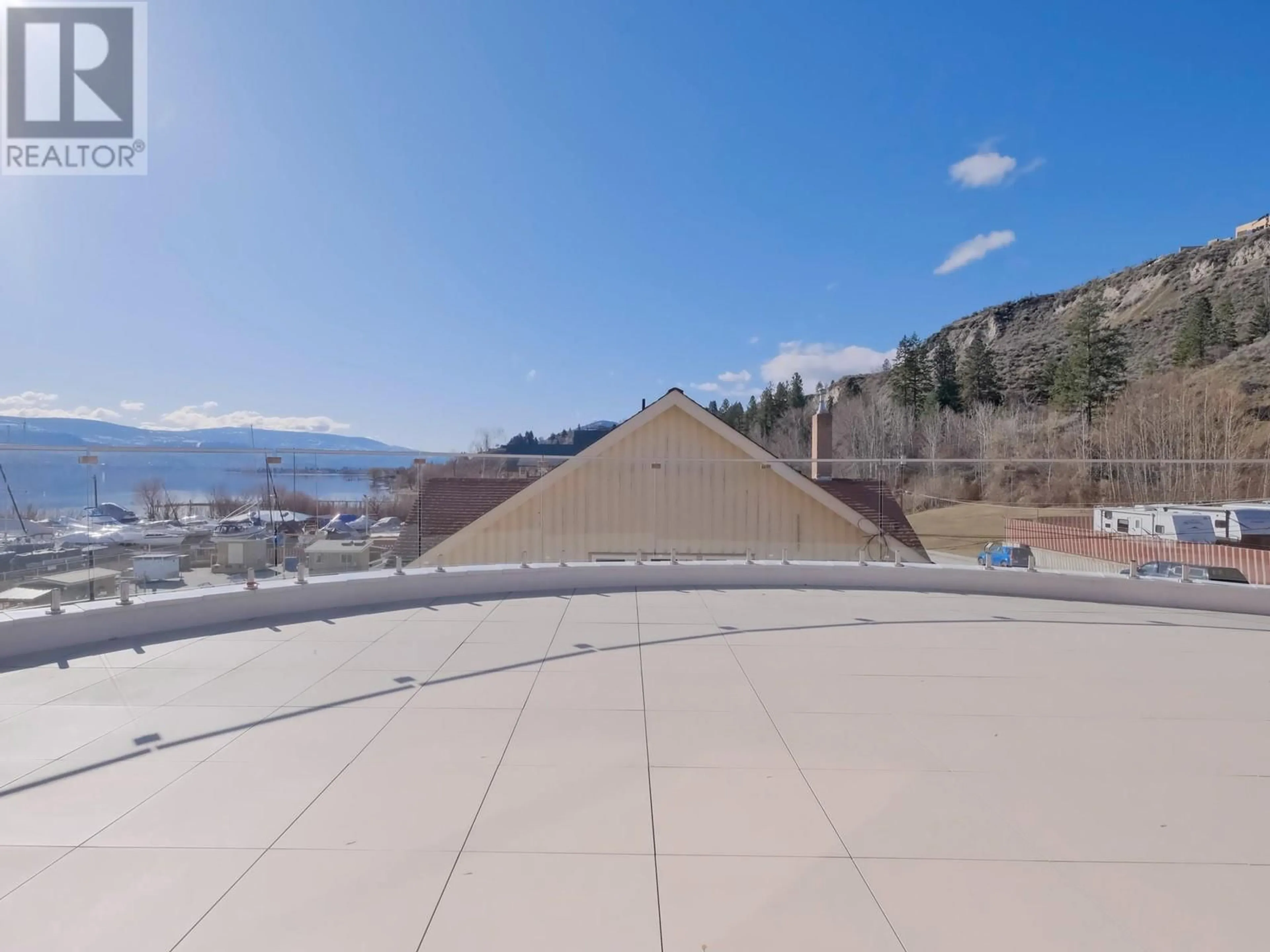 Patio, mountain view for 201 - 13417 LAKESHORE DRIVE SOUTH, Summerland British Columbia V0H1Z1