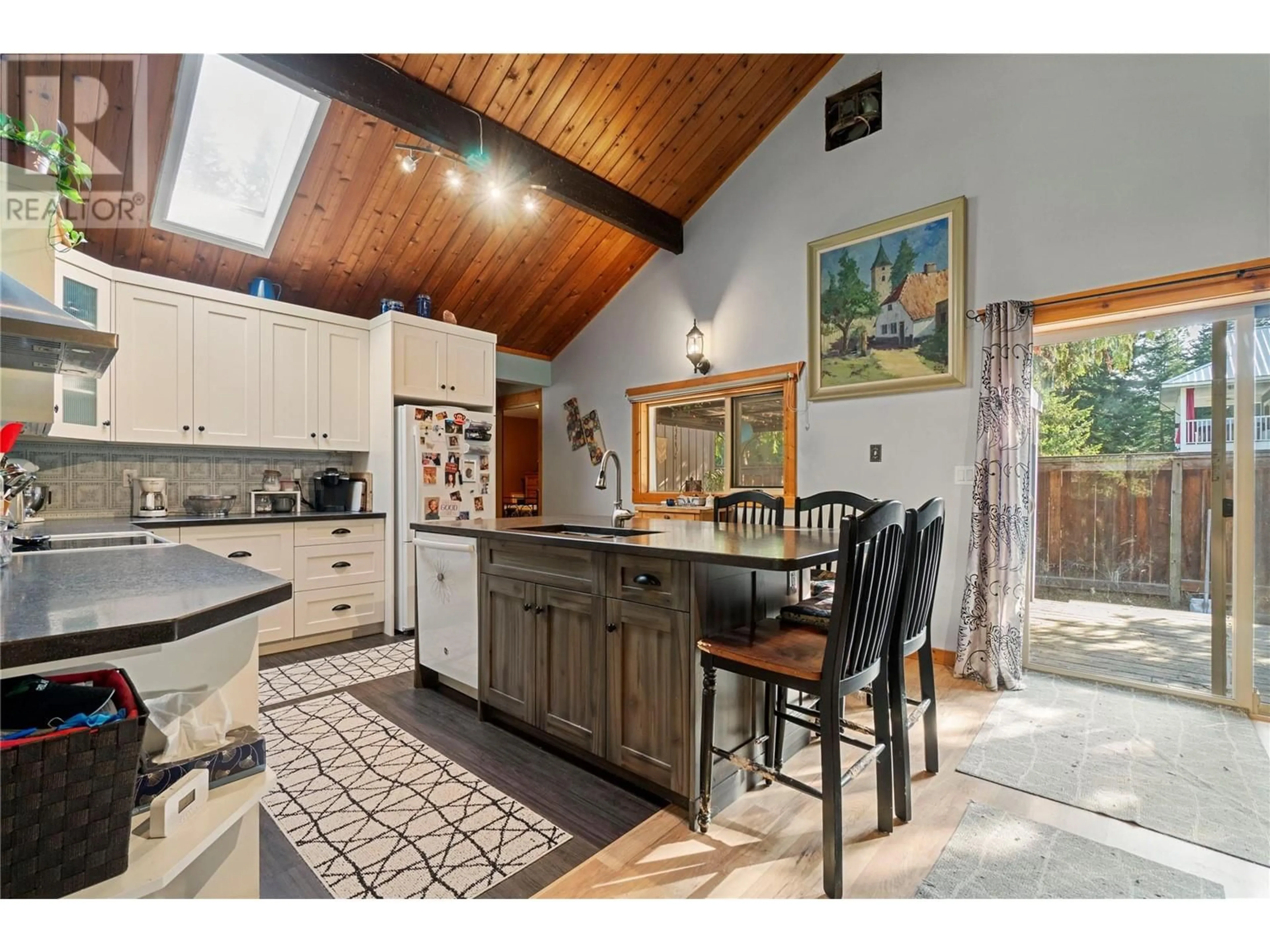 Open concept kitchen, ceramic/tile floor for 4174 ASHE CRESCENT, Scotch Creek British Columbia V0E1M5