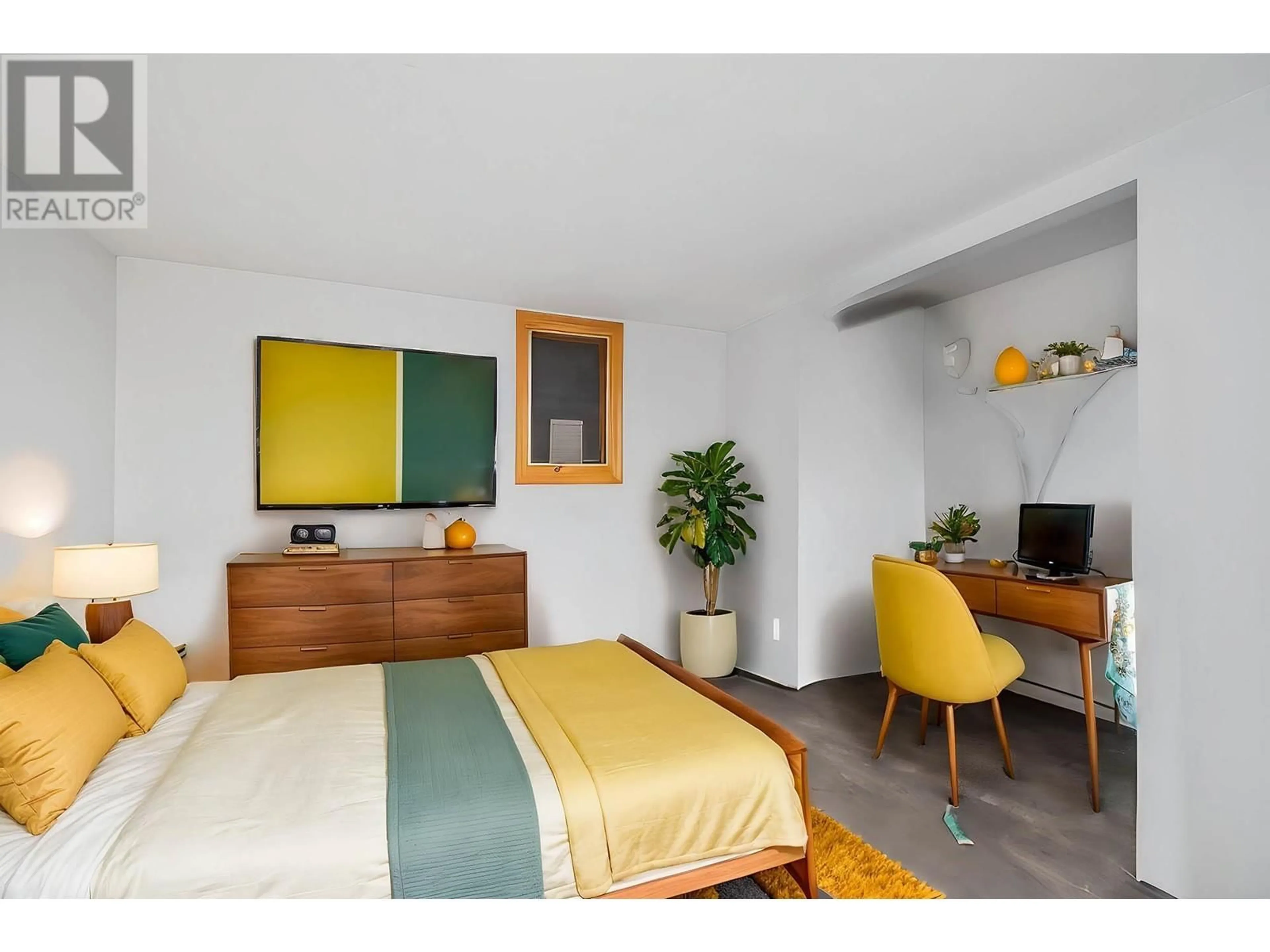 A pic of a room for 4977 ELLIOTT AVENUE, Peachland British Columbia V0H1X0