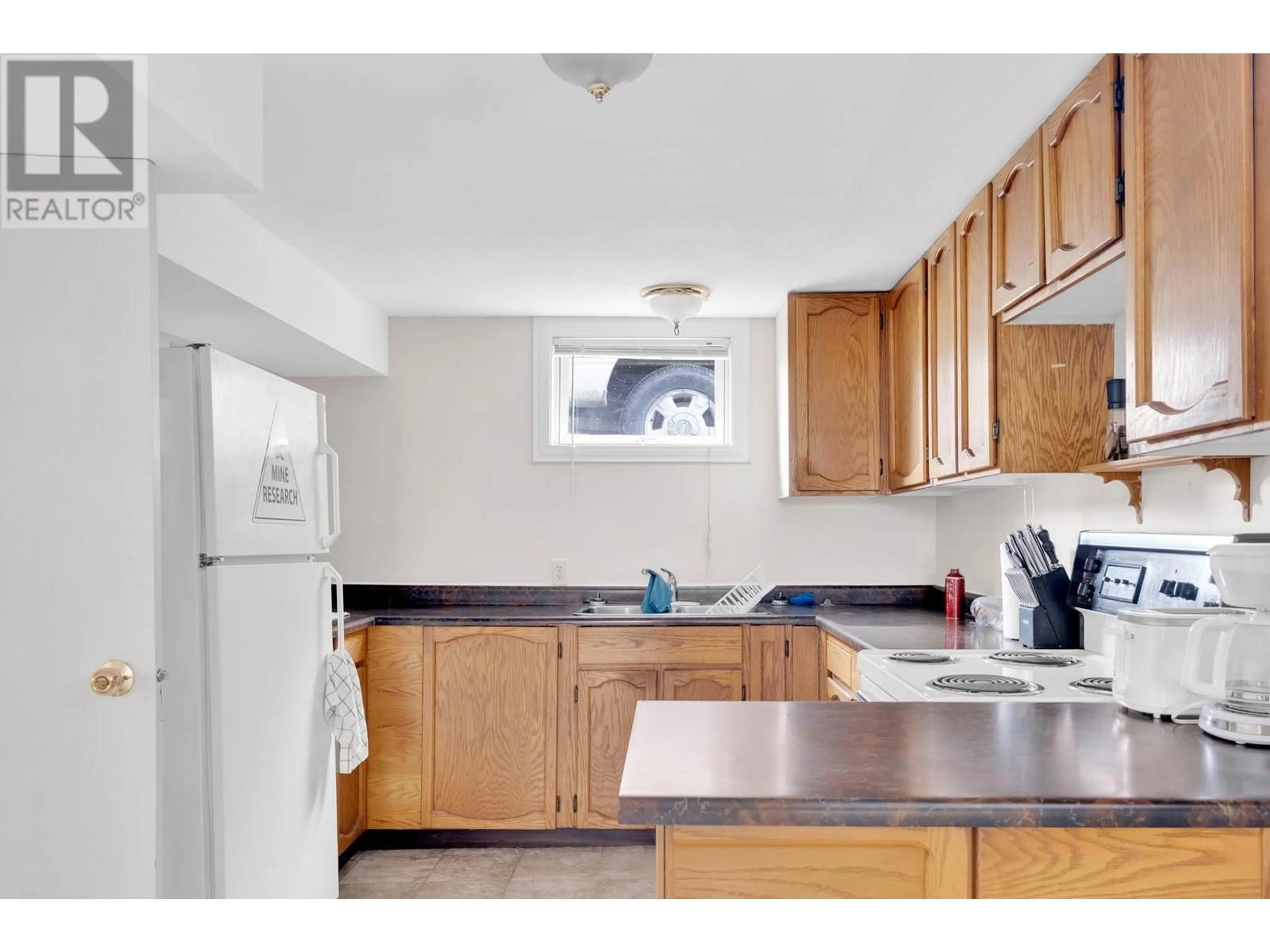 Standard kitchen, unknown for 5028 ELLIOTT AVENUE, Peachland British Columbia V0H1X8