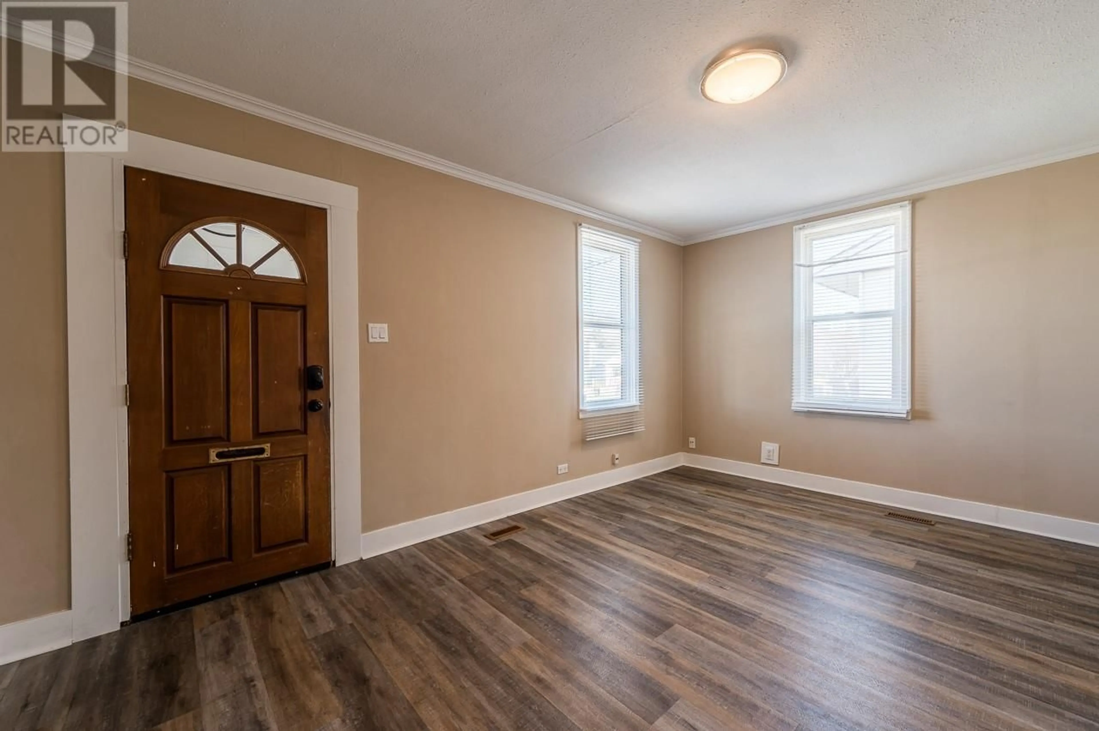 Unknown for 1045 COLUMBIA STREET, Kamloops British Columbia V2C2W1