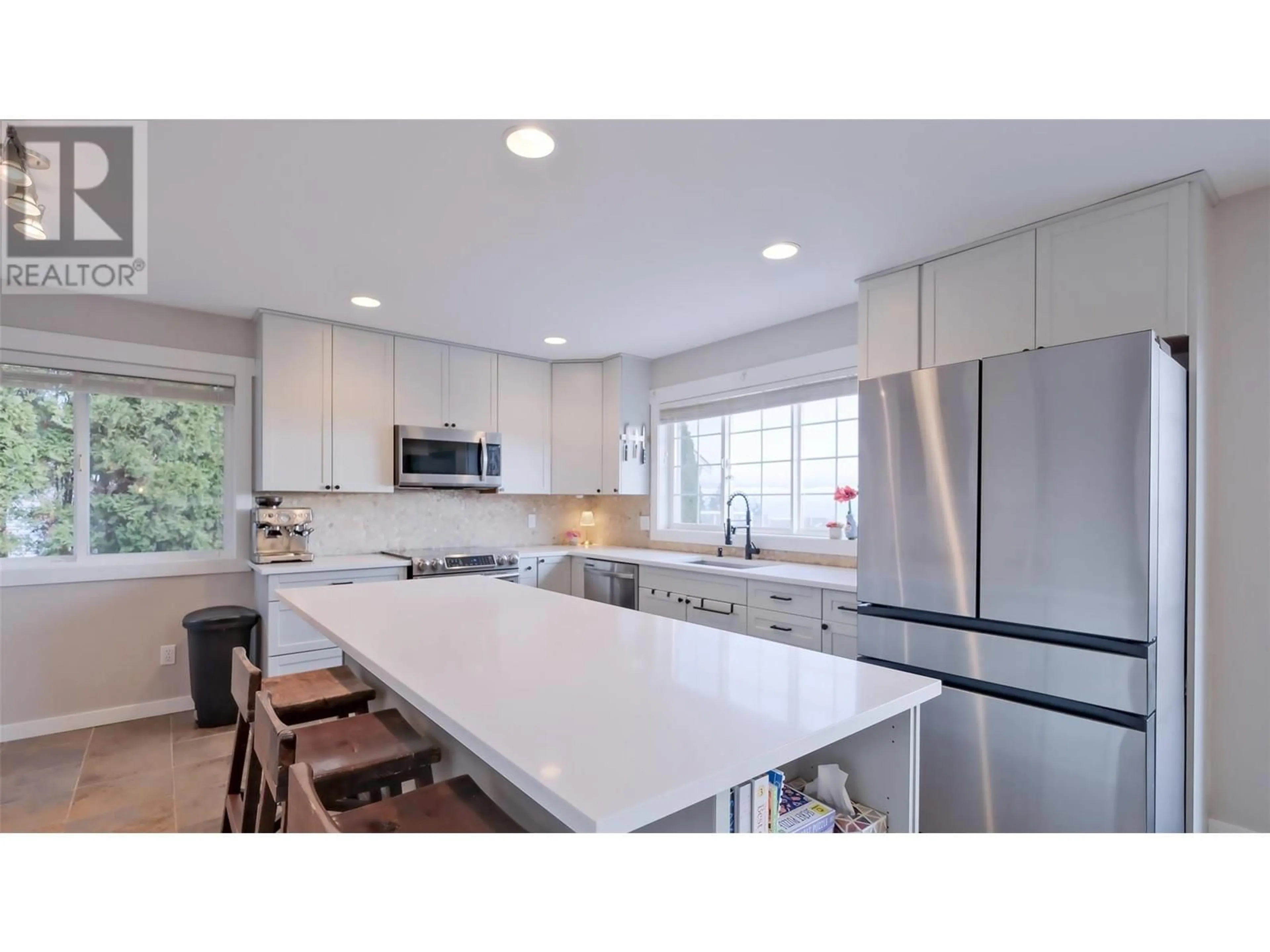 Open concept kitchen, ceramic/tile floor for 2838 SUMMERVIEW PLACE, West Kelowna British Columbia V4T2S5