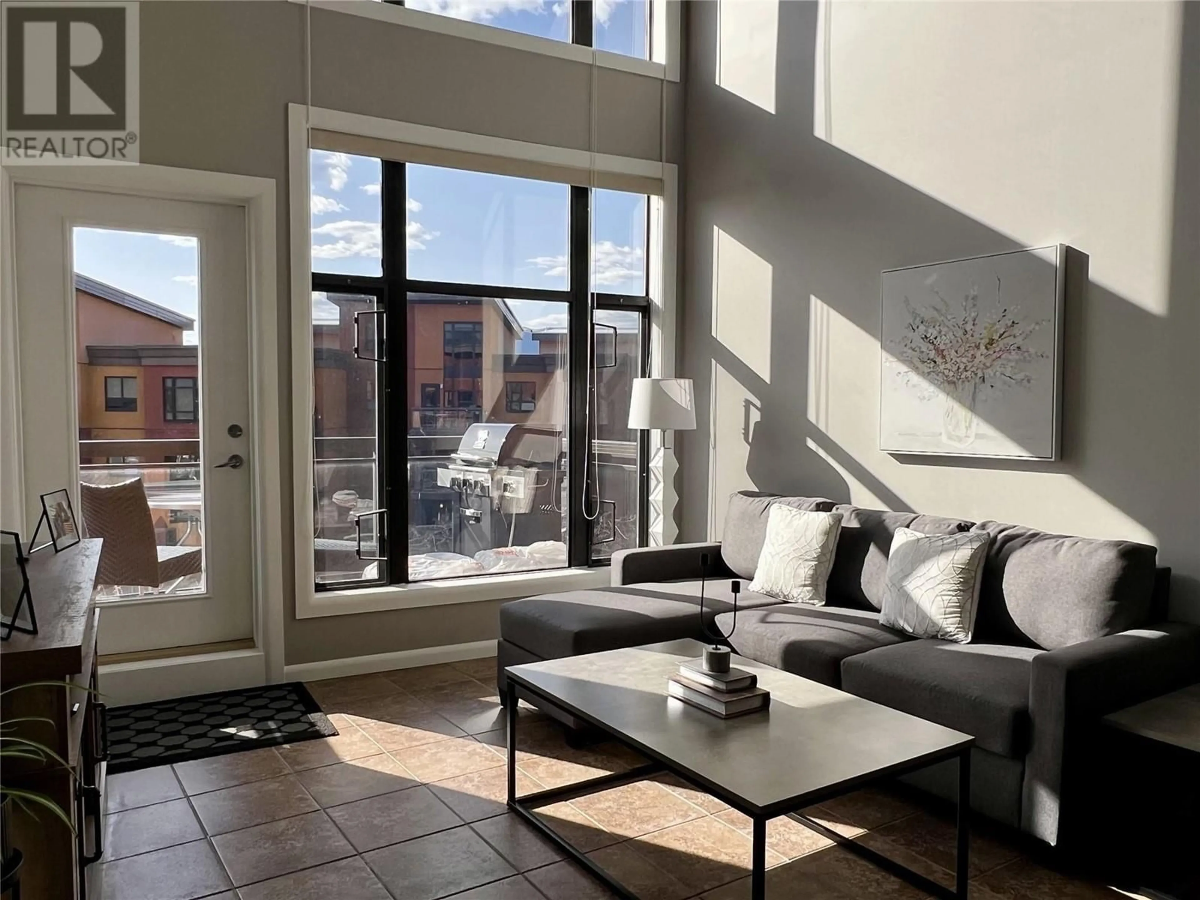 Living room with furniture, unknown for 633 - 654 COOK ROAD, Kelowna British Columbia V1W3G7
