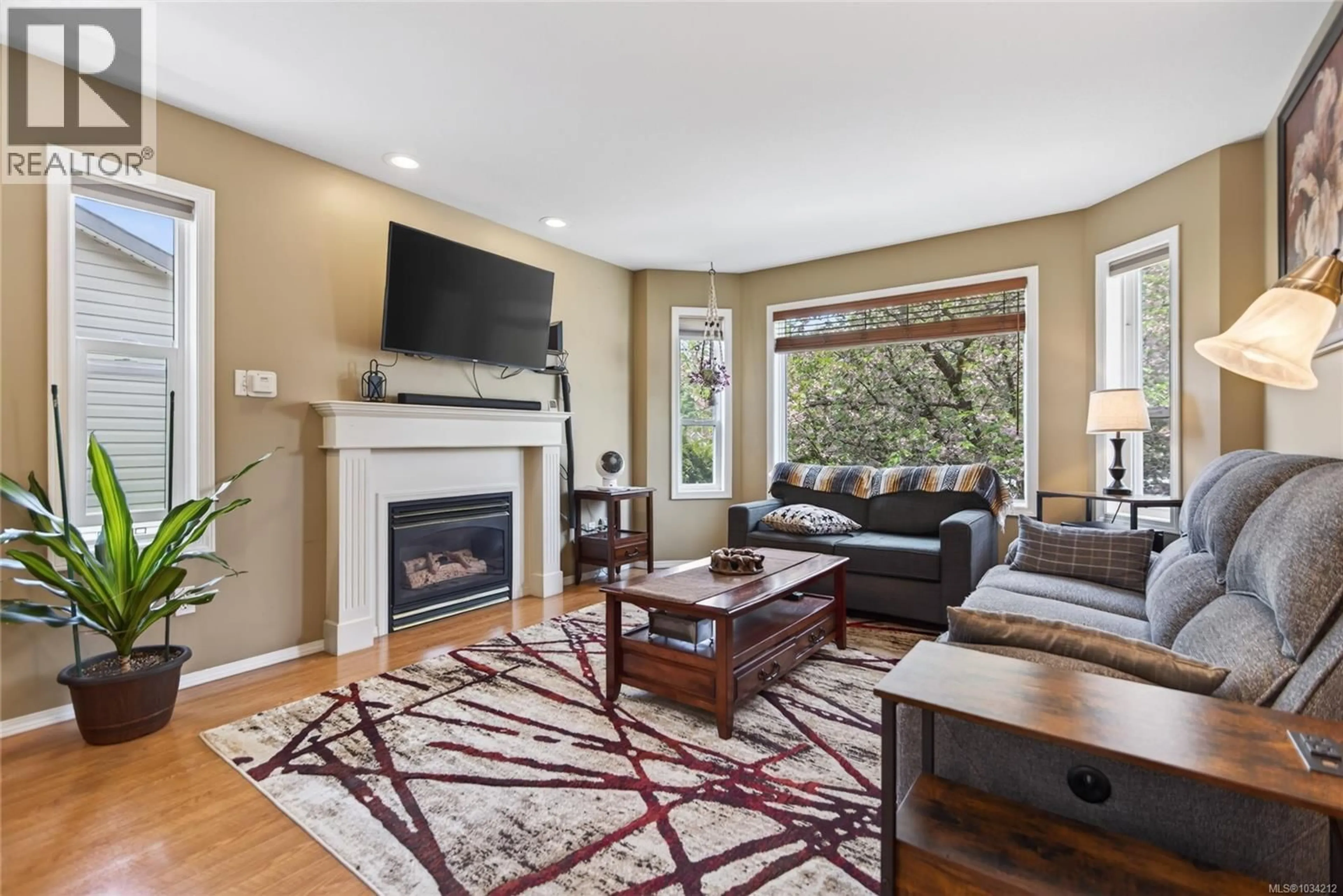 Living room with furniture, unknown for 2111 ANNA PLACE, Courtenay British Columbia V9N9B4