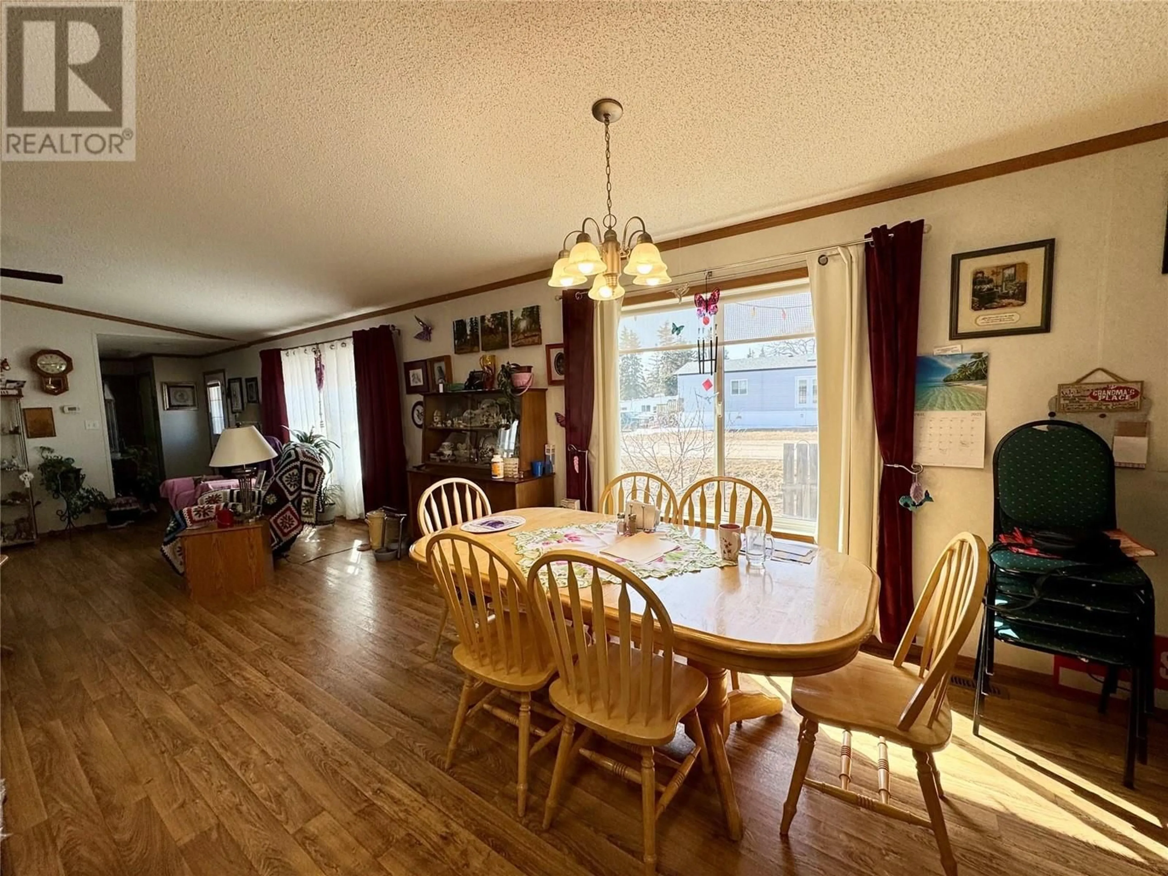 Dining room, wood/laminate floor for 609 SWEETWATER ROAD, Rolla British Columbia V0C2G0