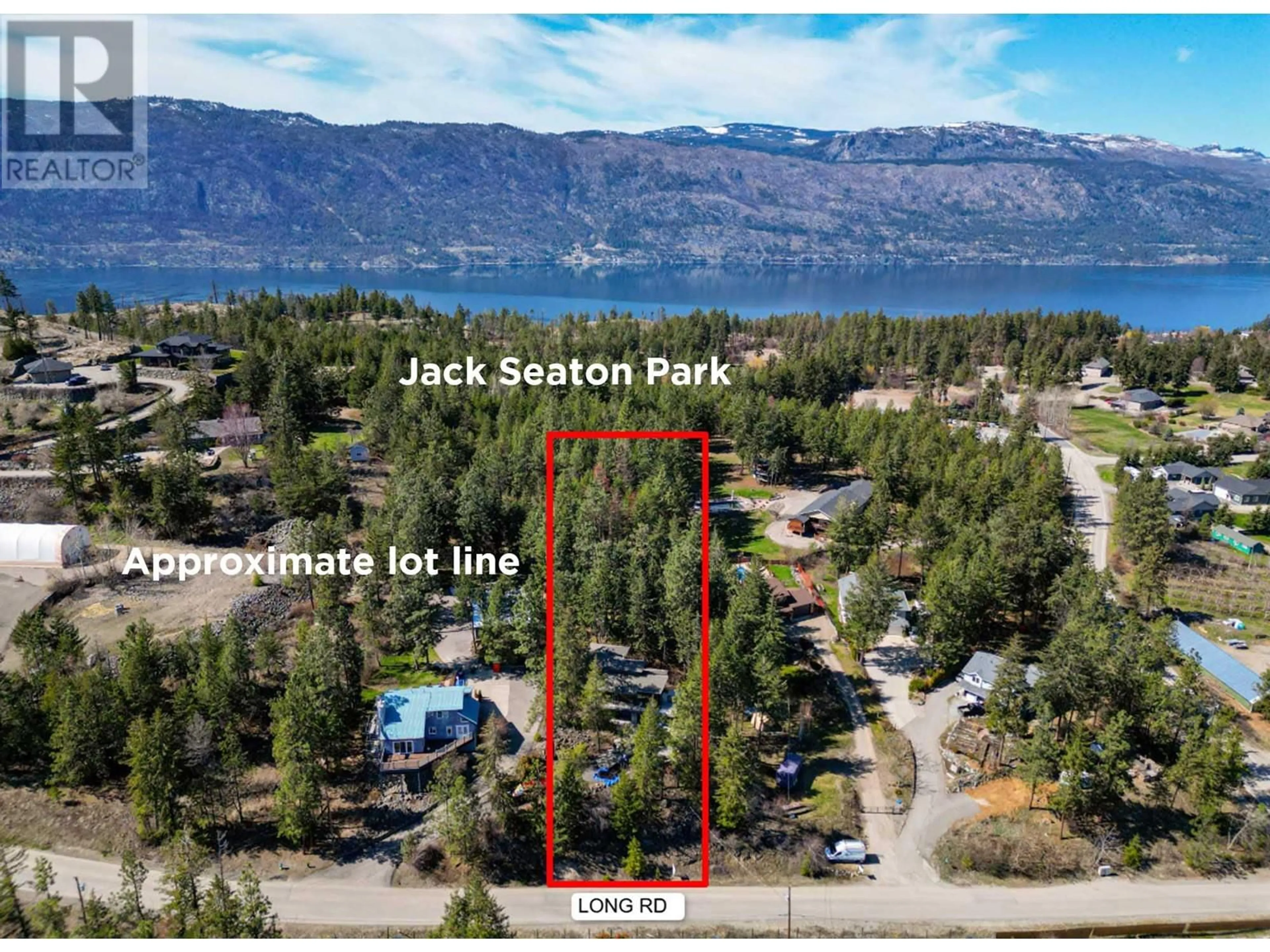 A pic from outside/outdoor area/front of a property/back of a property/a pic from drone, mountain view for 10574 LONG ROAD, Lake Country British Columbia V4V1N7