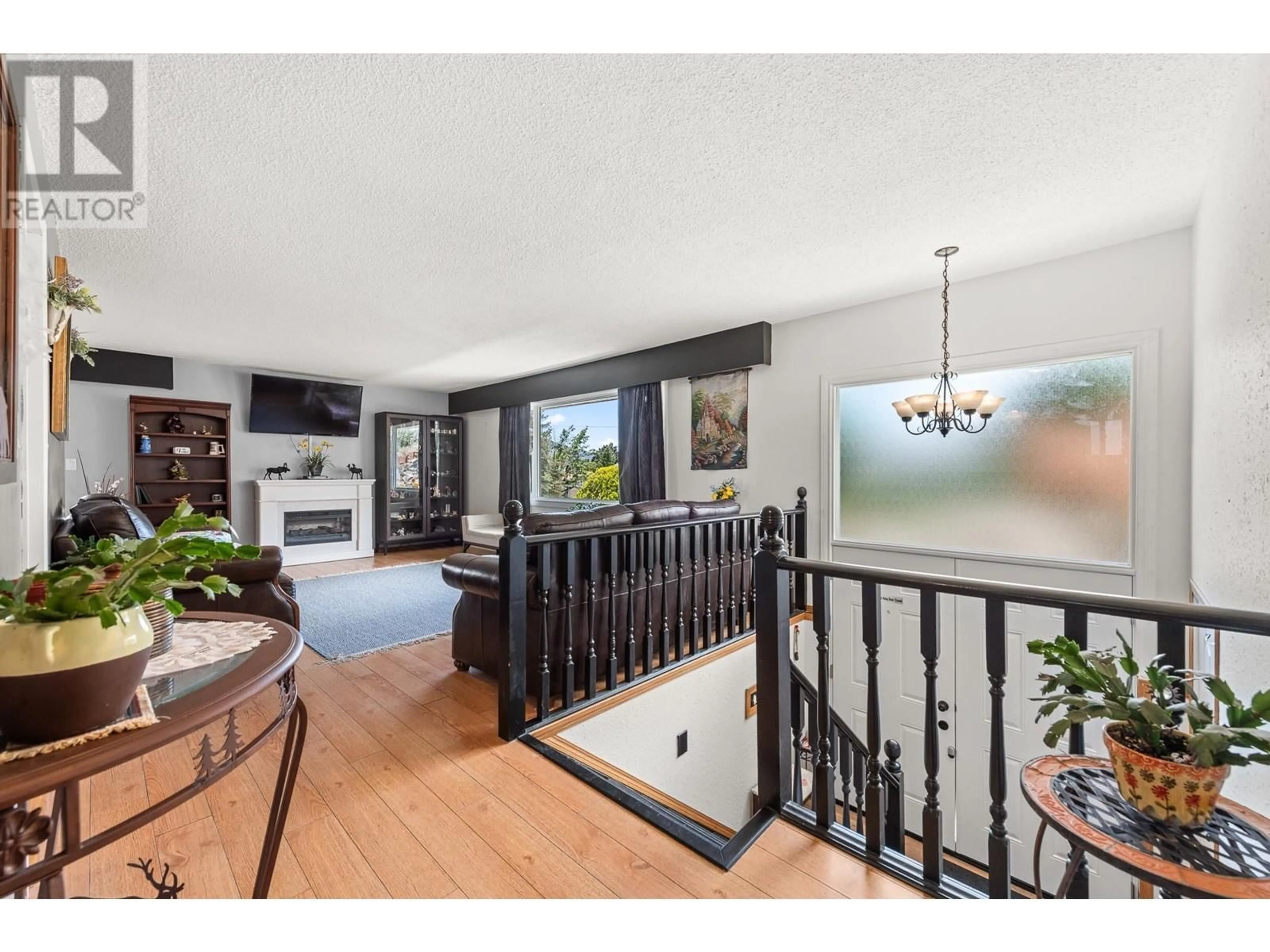 Indoor entryway for 6462 HAVEN STREET, Oliver British Columbia V0H1T0