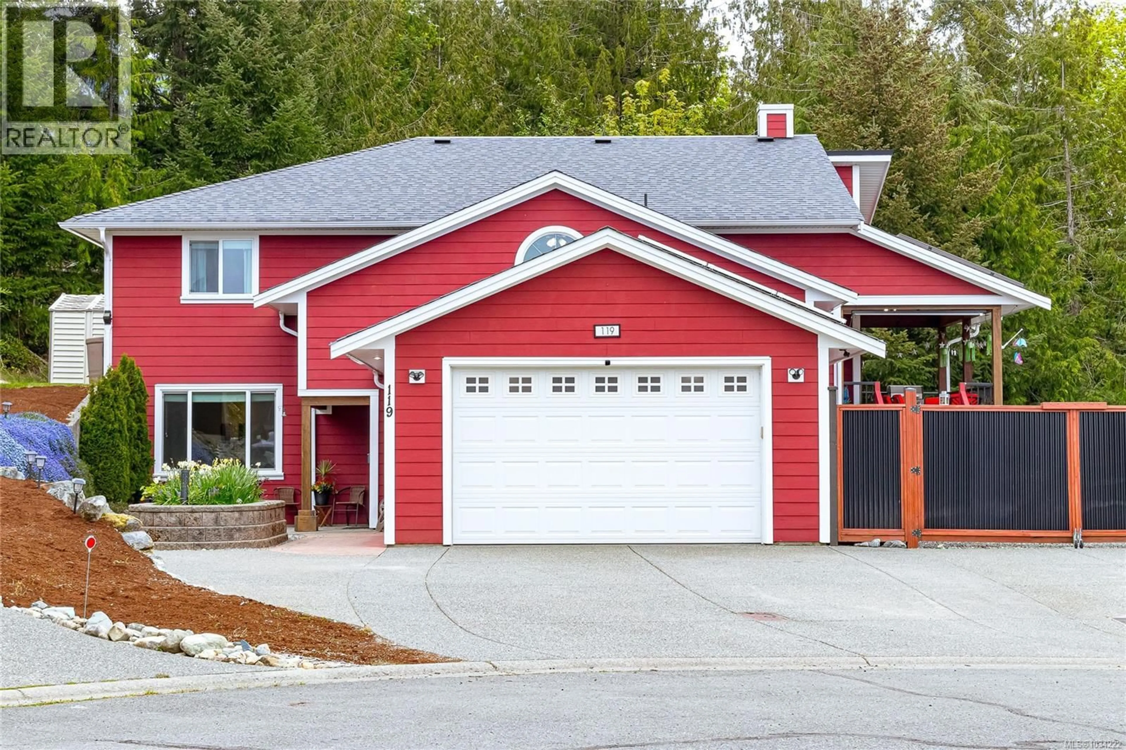 Home with vinyl exterior material, street for 119 BEECH CRESCENT, Lake Cowichan British Columbia V0R2G0