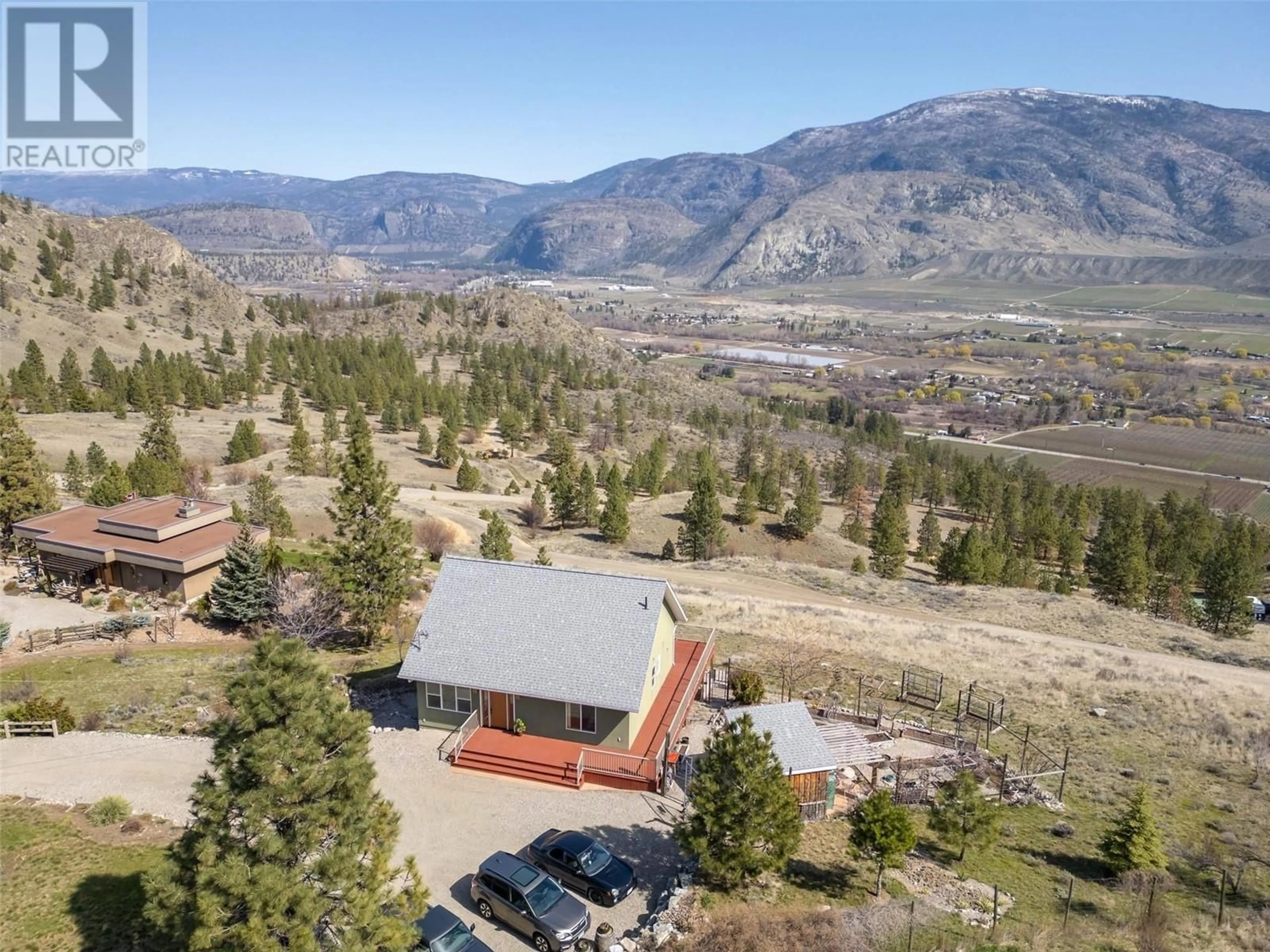 A pic from outside/outdoor area/front of a property/back of a property/a pic from drone, mountain view for 586 WILSON MOUNTAIN ROAD, Oliver British Columbia V0H1T5