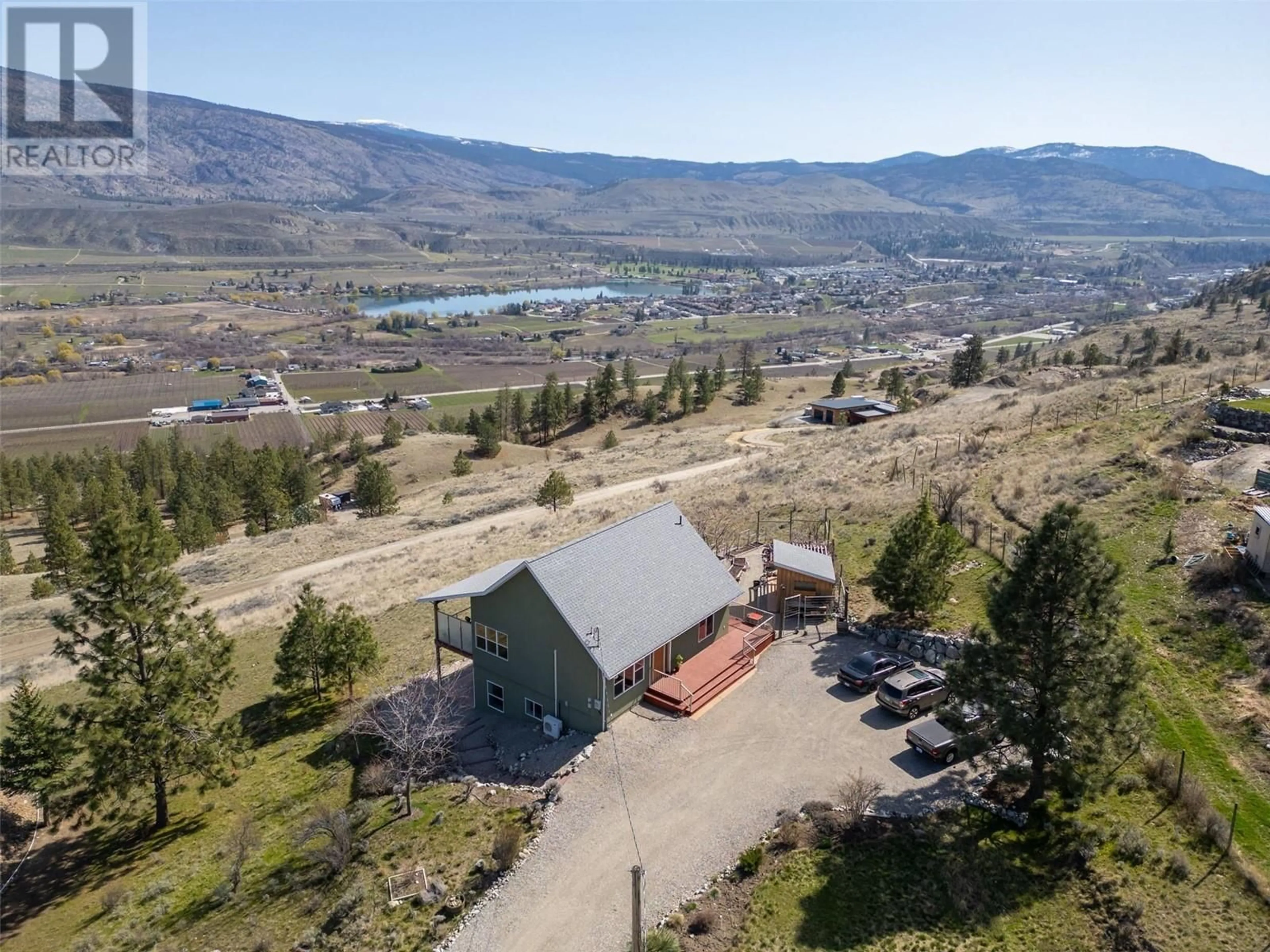 A pic from outside/outdoor area/front of a property/back of a property/a pic from drone, mountain view for 586 WILSON MOUNTAIN ROAD, Oliver British Columbia V0H1T5