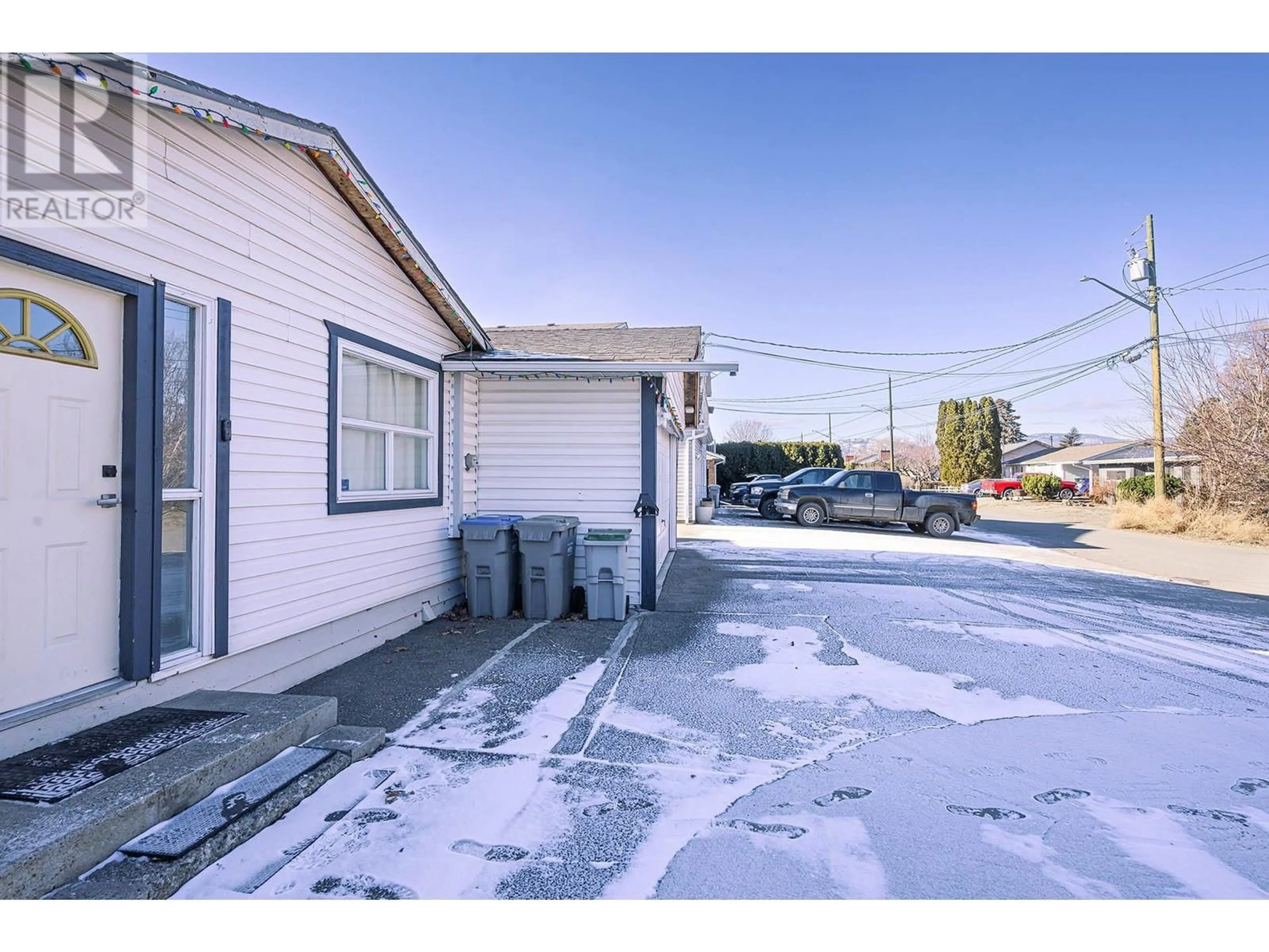 Unknown for 260 TAMARACK AVENUE, Kamloops British Columbia V2B1G7