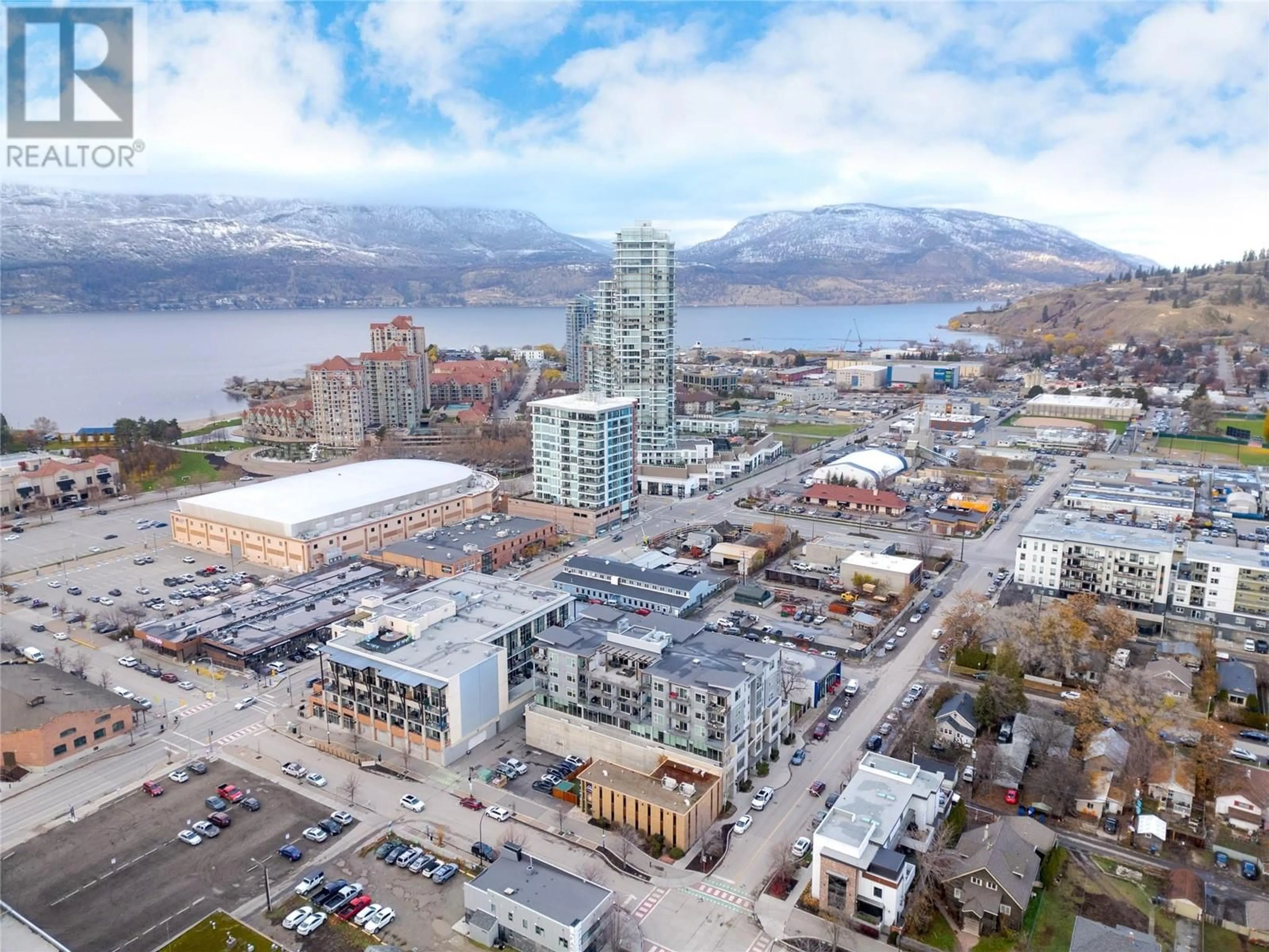 A pic from outside/outdoor area/front of a property/back of a property/a pic from drone, mountain view for 413 - 1290 ST PAUL STREET, Kelowna British Columbia V1Y2C9
