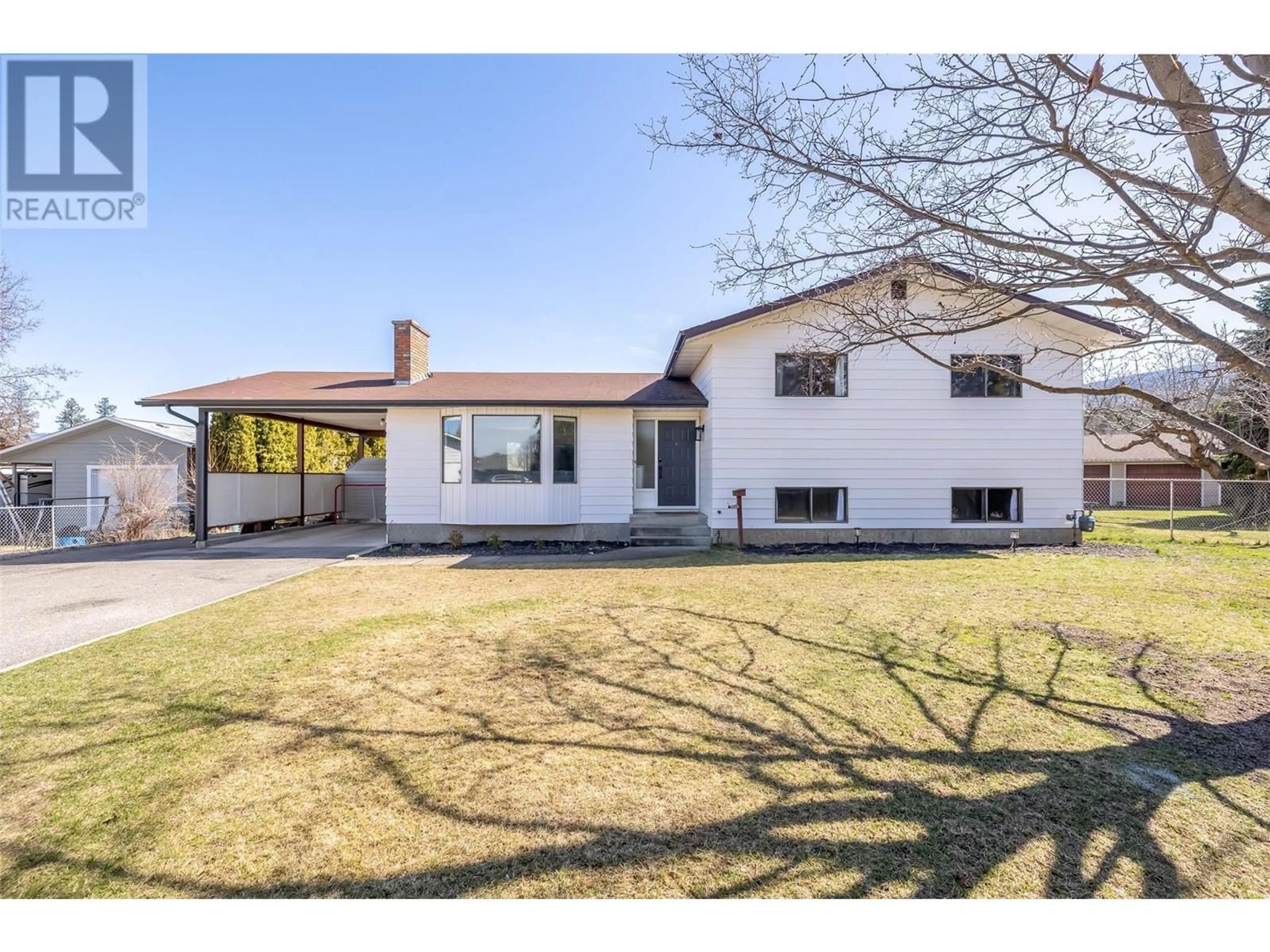 Unknown for 2160 DIAMOND ROAD, Kelowna British Columbia V1W4B9