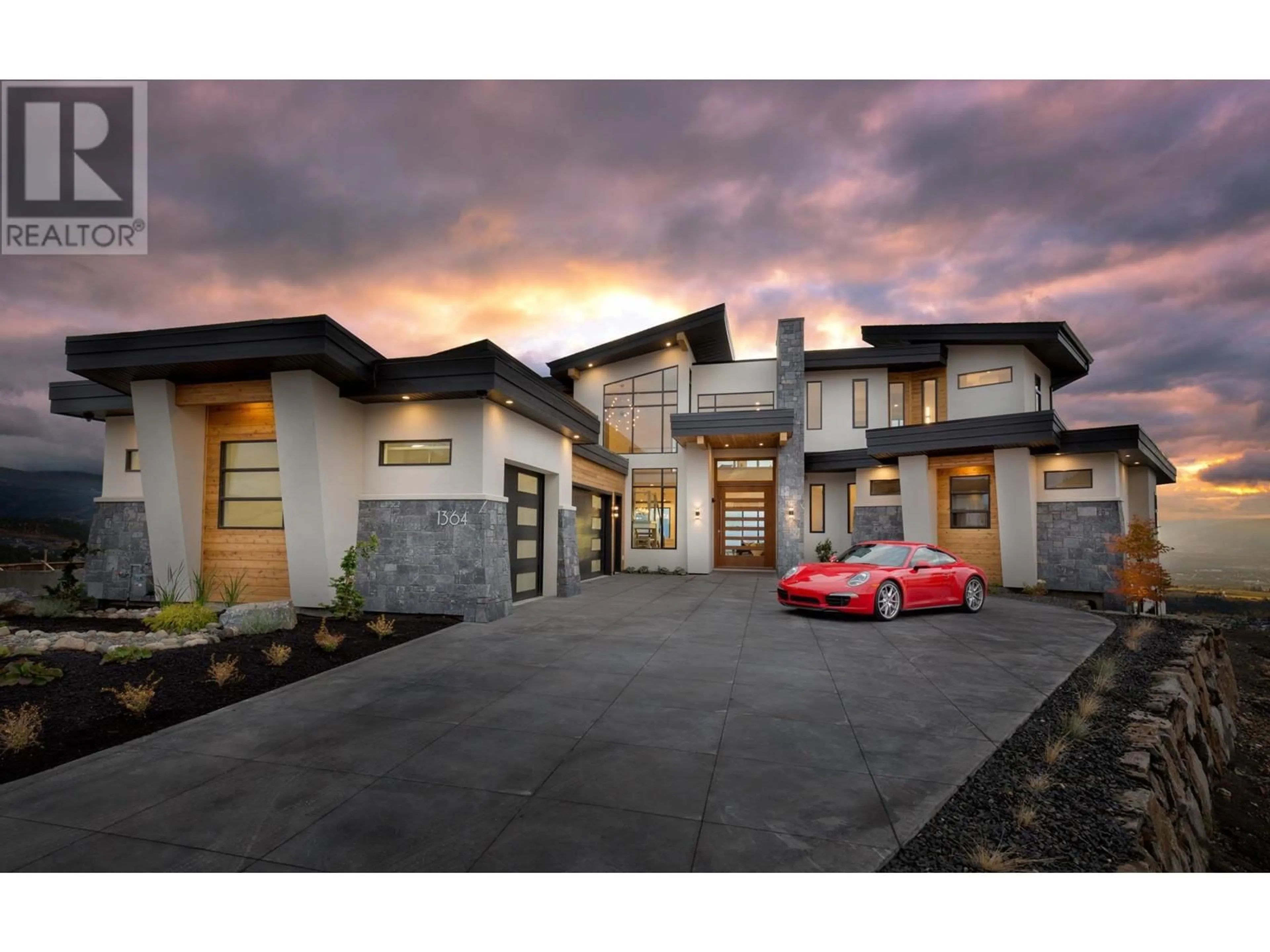Indoor garage for 1364 MINE HILL DRIVE, Kelowna British Columbia V1P1S5