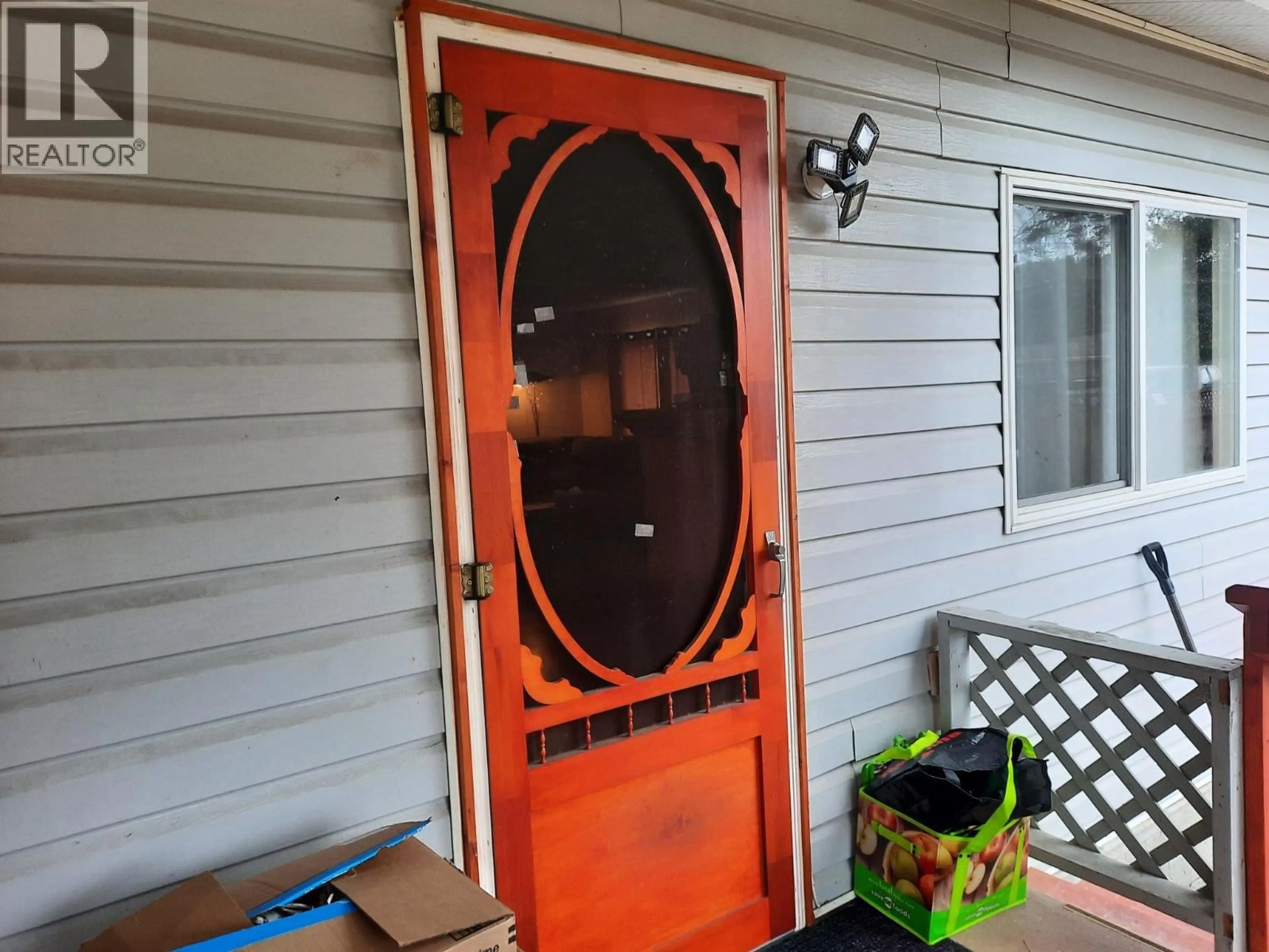 Indoor entryway for 4300 VICTORIA AVENUE EAST, Grand Forks British Columbia V0H1H5