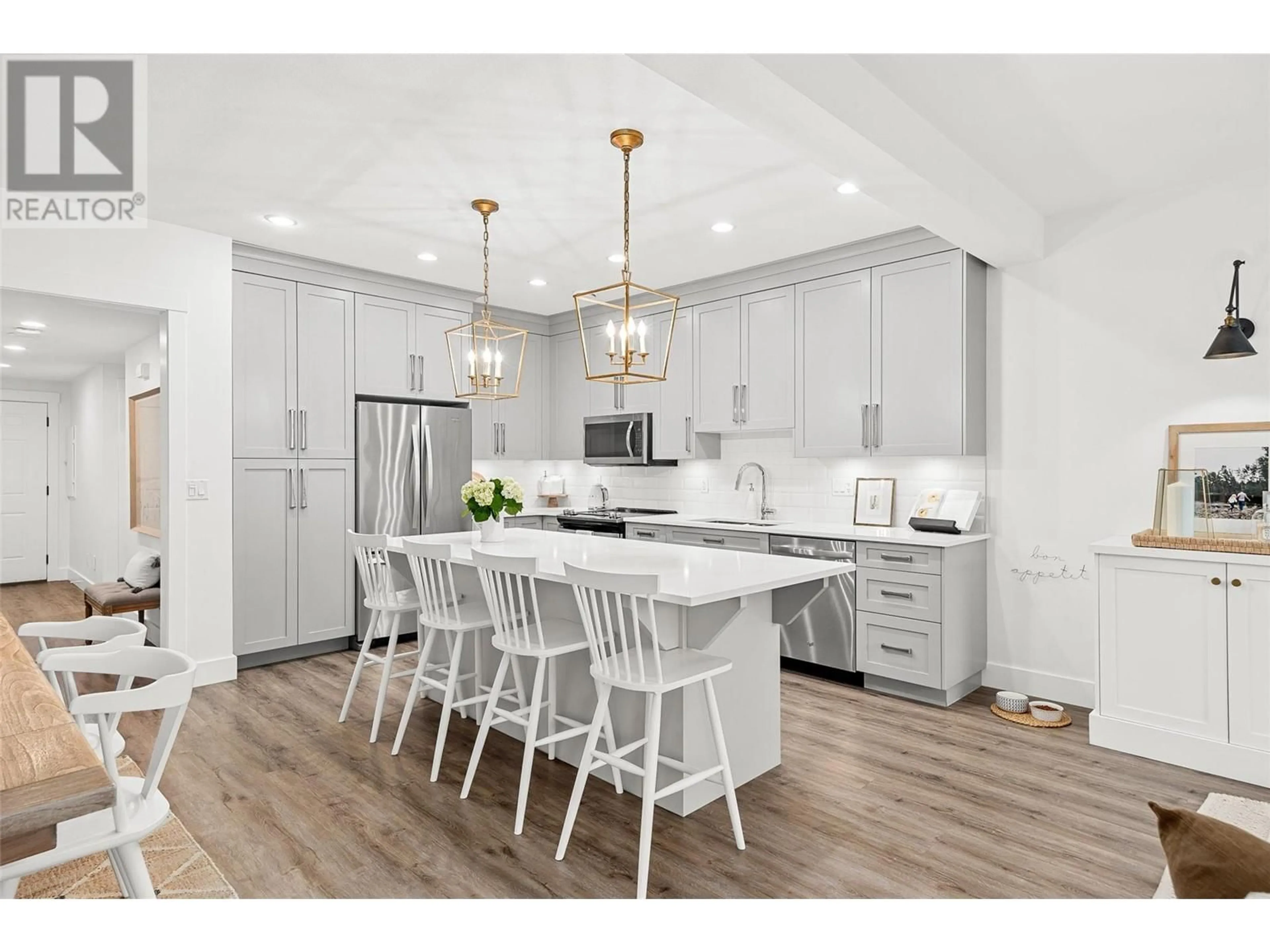 Open concept kitchen, unknown for 764 PATTERSON AVENUE, Kelowna British Columbia V1Y5C8